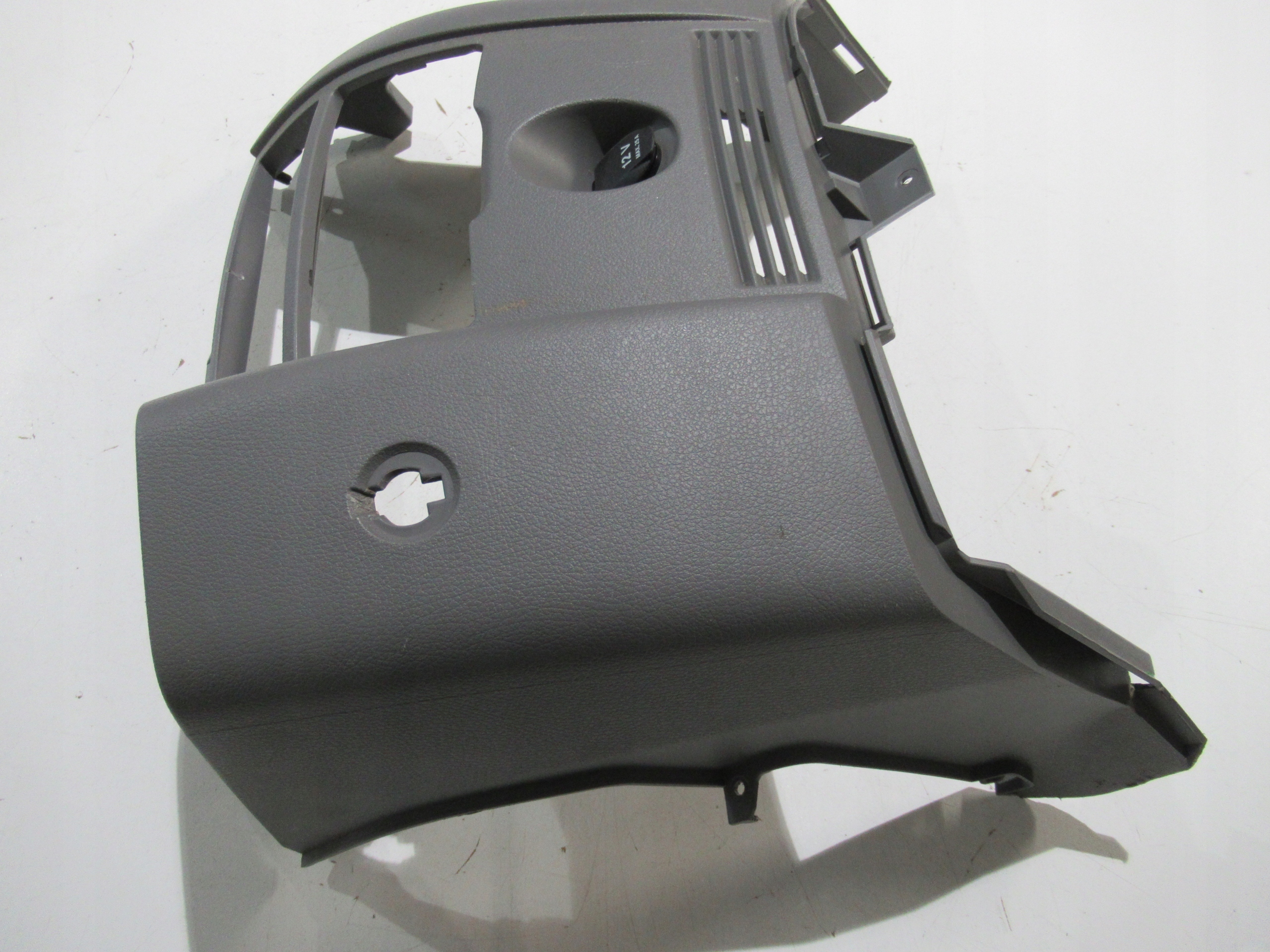 SPRINTER 906 CRAFTER Konsole mitte A9066800031