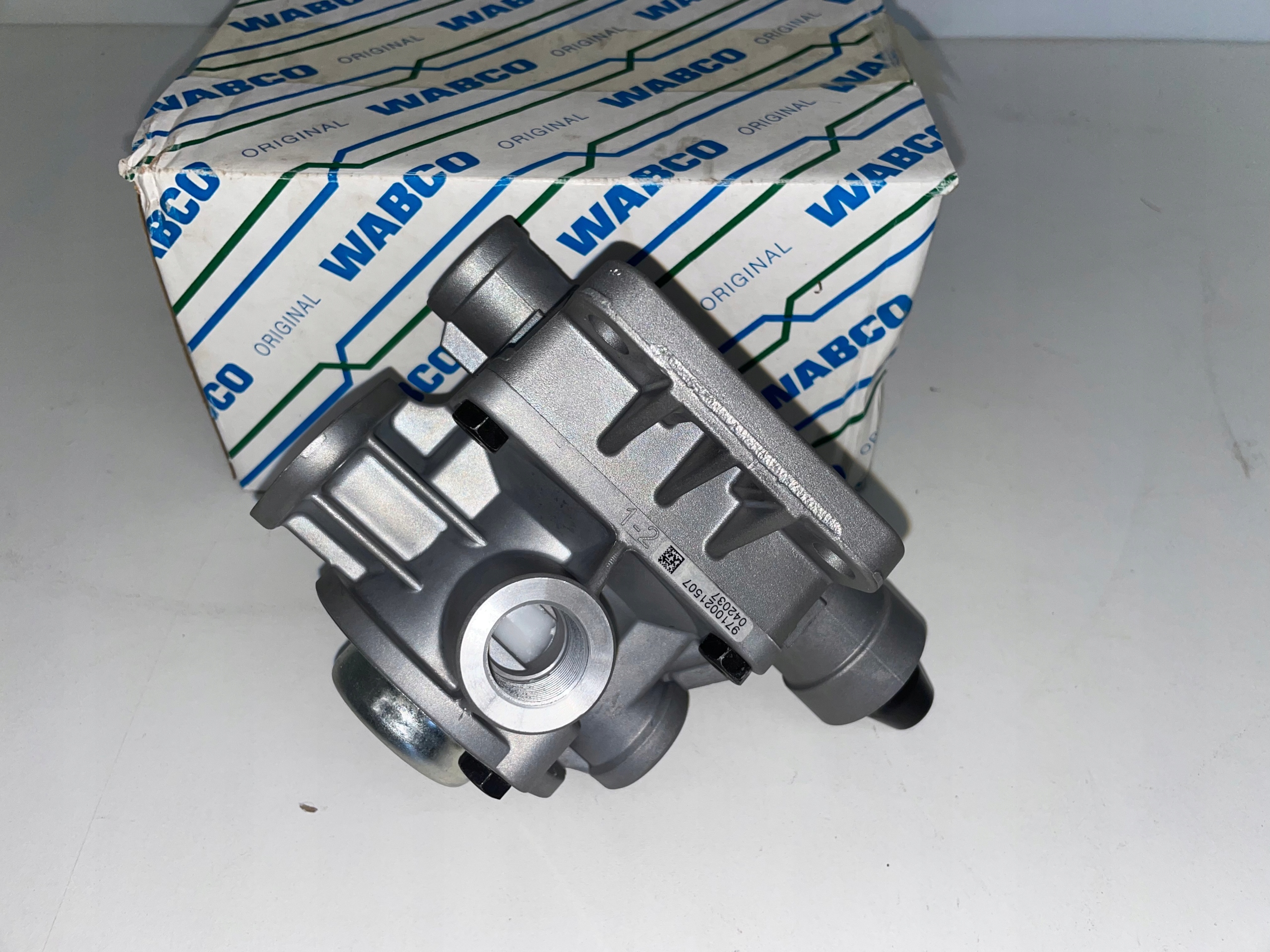 ZAWÓR HAMULCOWY STERUJĄCY NACZEPY 9710021507 WABCO