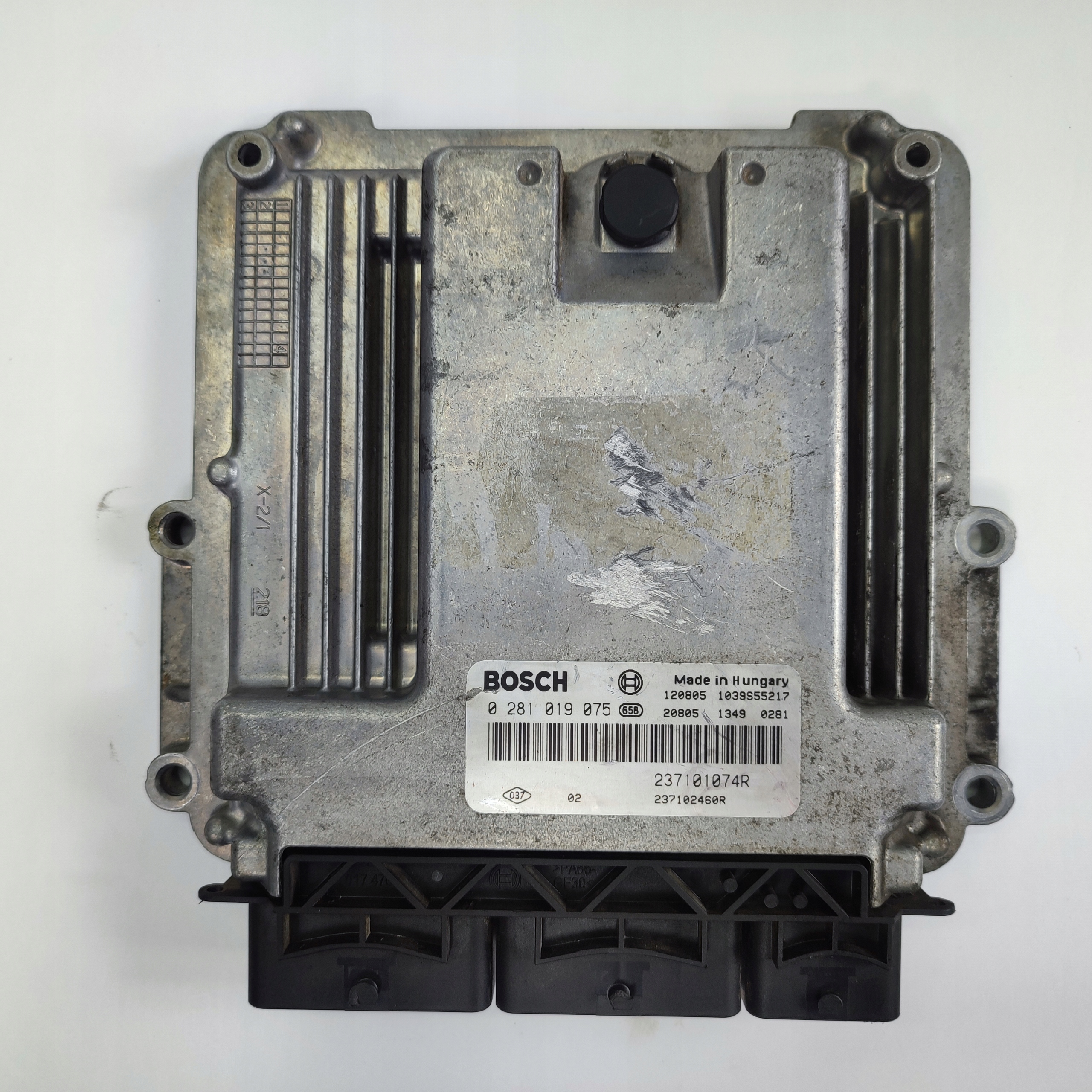 computer control unit RENAULT SCENIC OPEL VIVARO NISSAN 1.6 DCI 0281019075