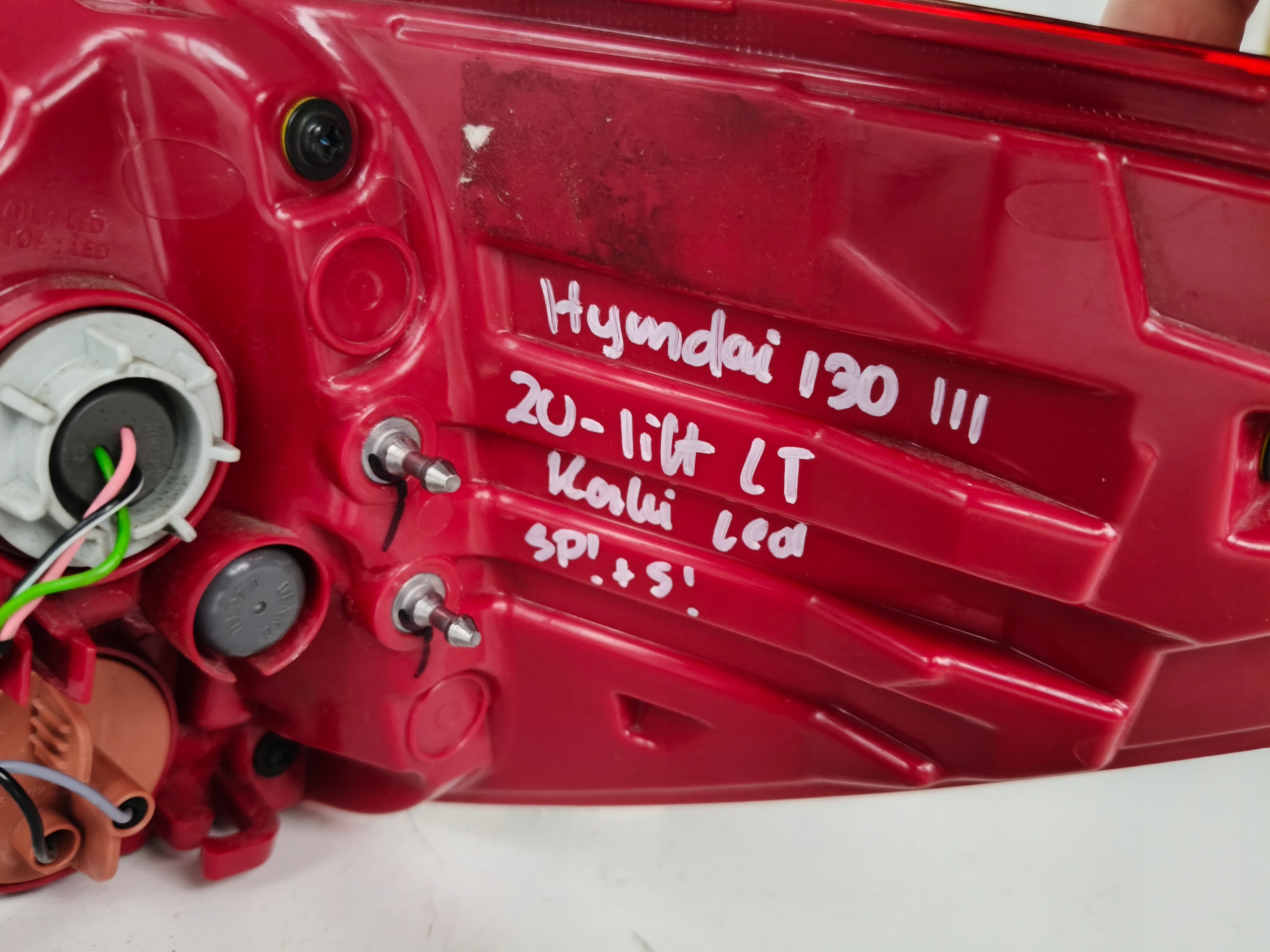 light left rear HYUNDAI I30 III 20- LIFT KOMBI LED