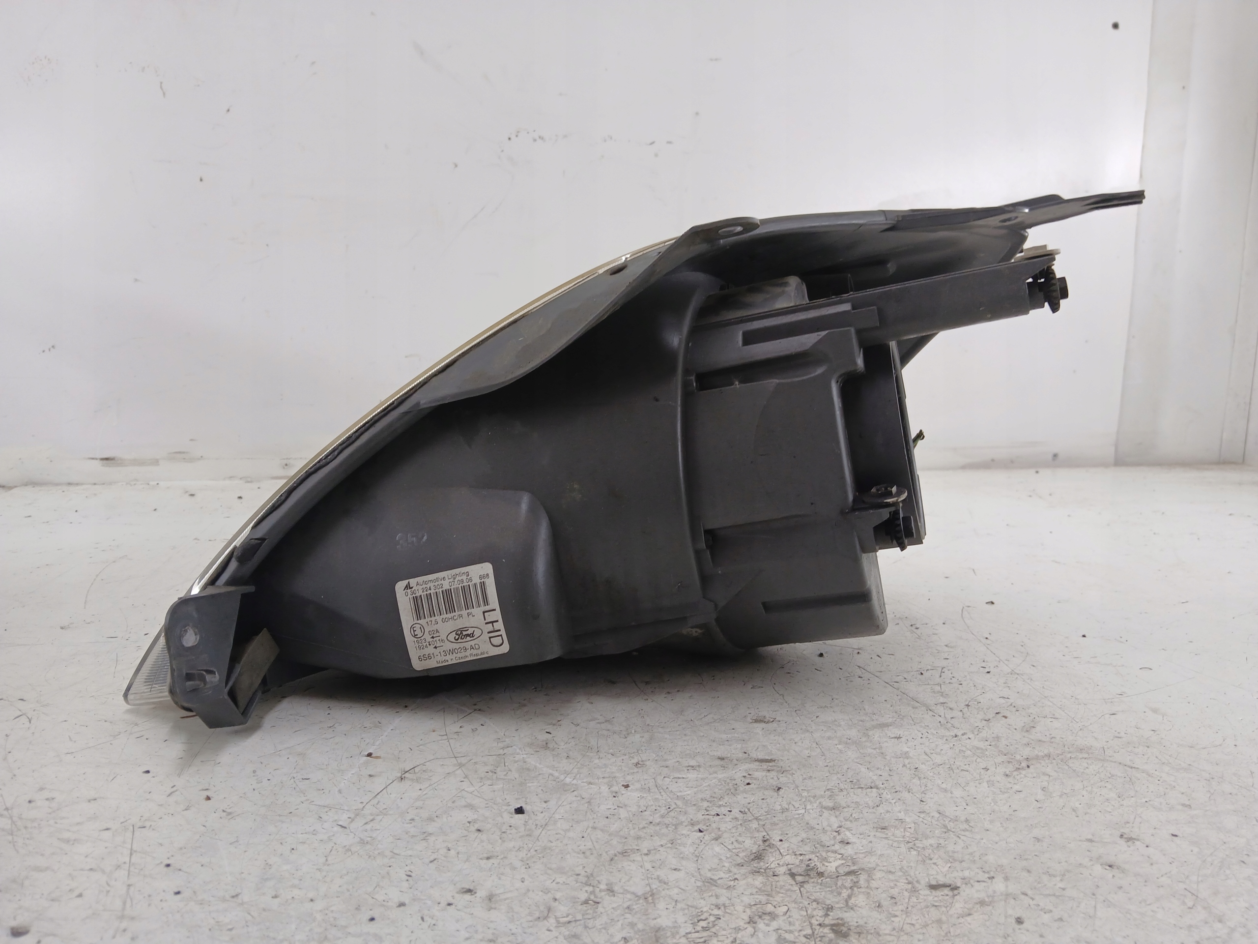 FORD FIESTA MK6 LIFT light right front