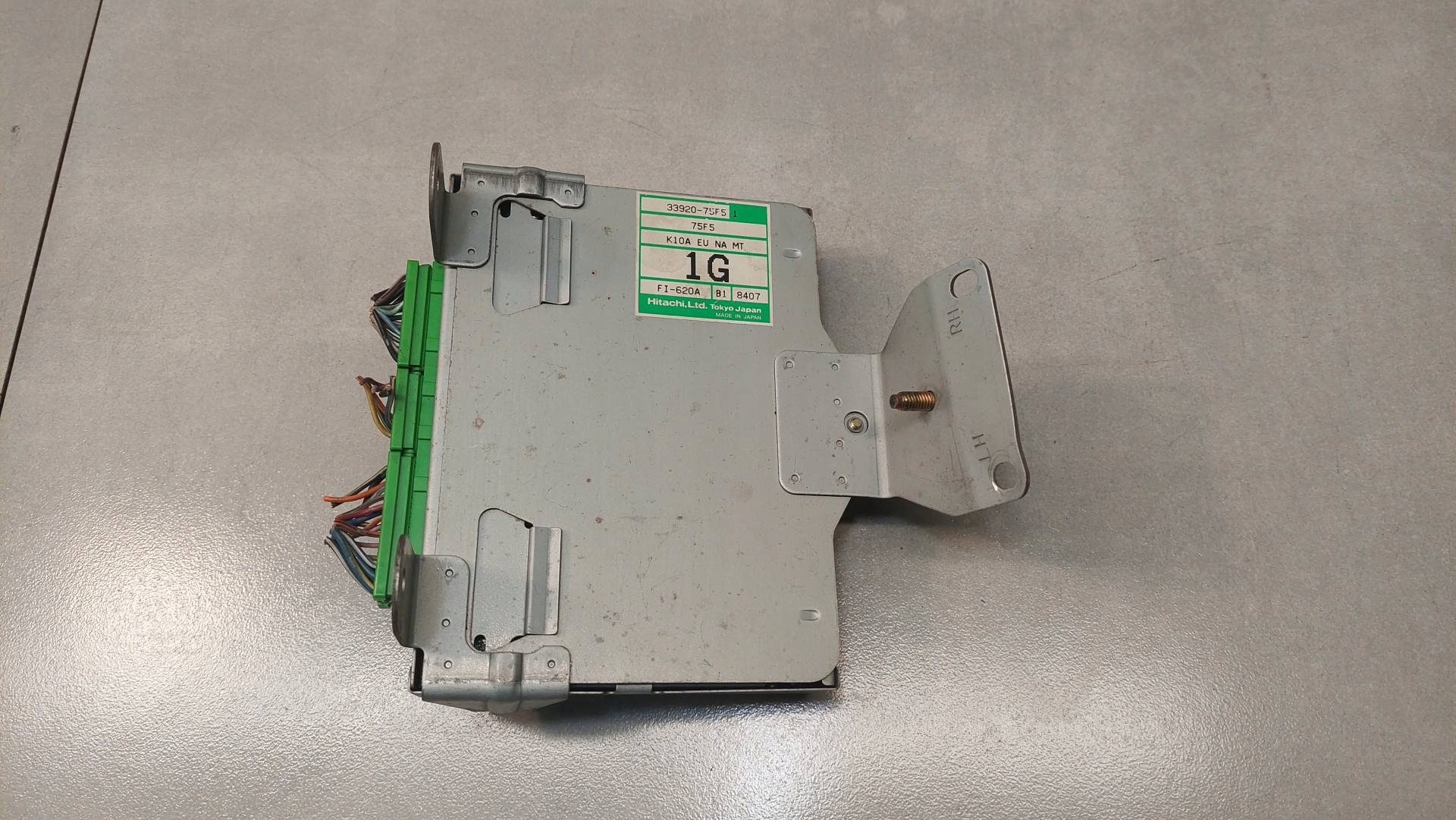 control unit of the engine SUZUKI WAGON R+ 1.0 3392075F5