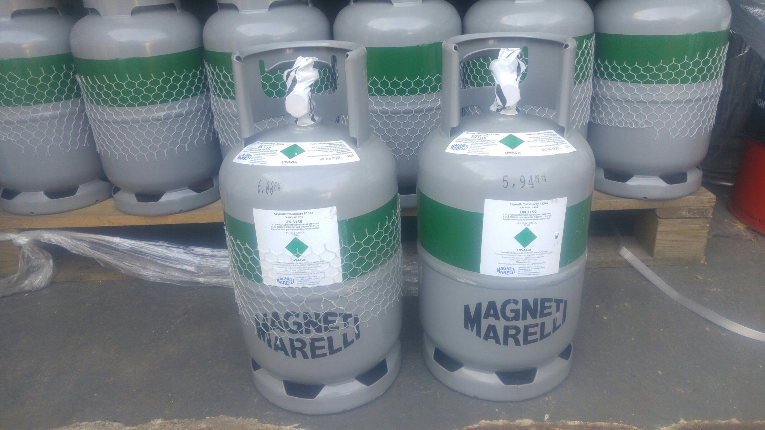 Хладагент газ R134a 134 12KG MAGNETI