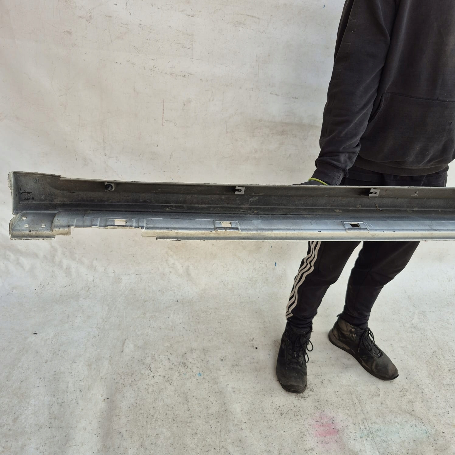 SUBARU LEGACY V 09-14 moulding threshold right threshold right