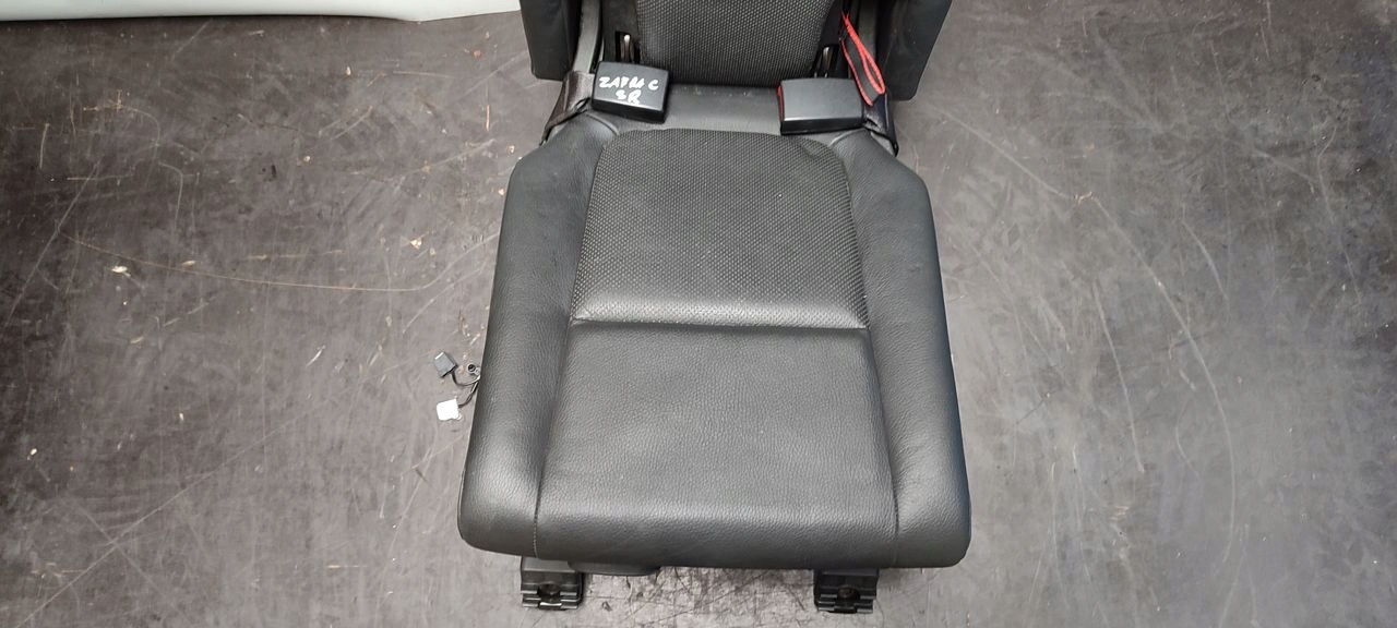 Sitz heck hinten mitte Opel Zafira C
