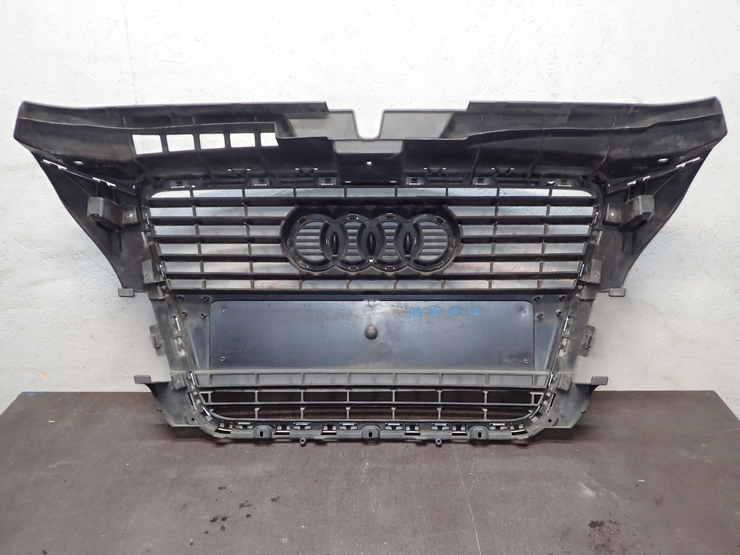 GRILLE AUDI A3 8P LIFT 08-12 8P0853651