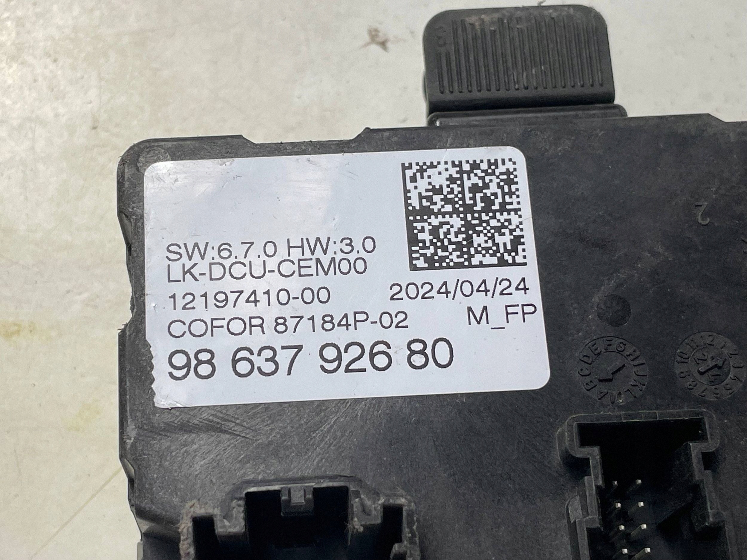 PEUGEOT 308 T10 III module door front front right 9863792680 !J