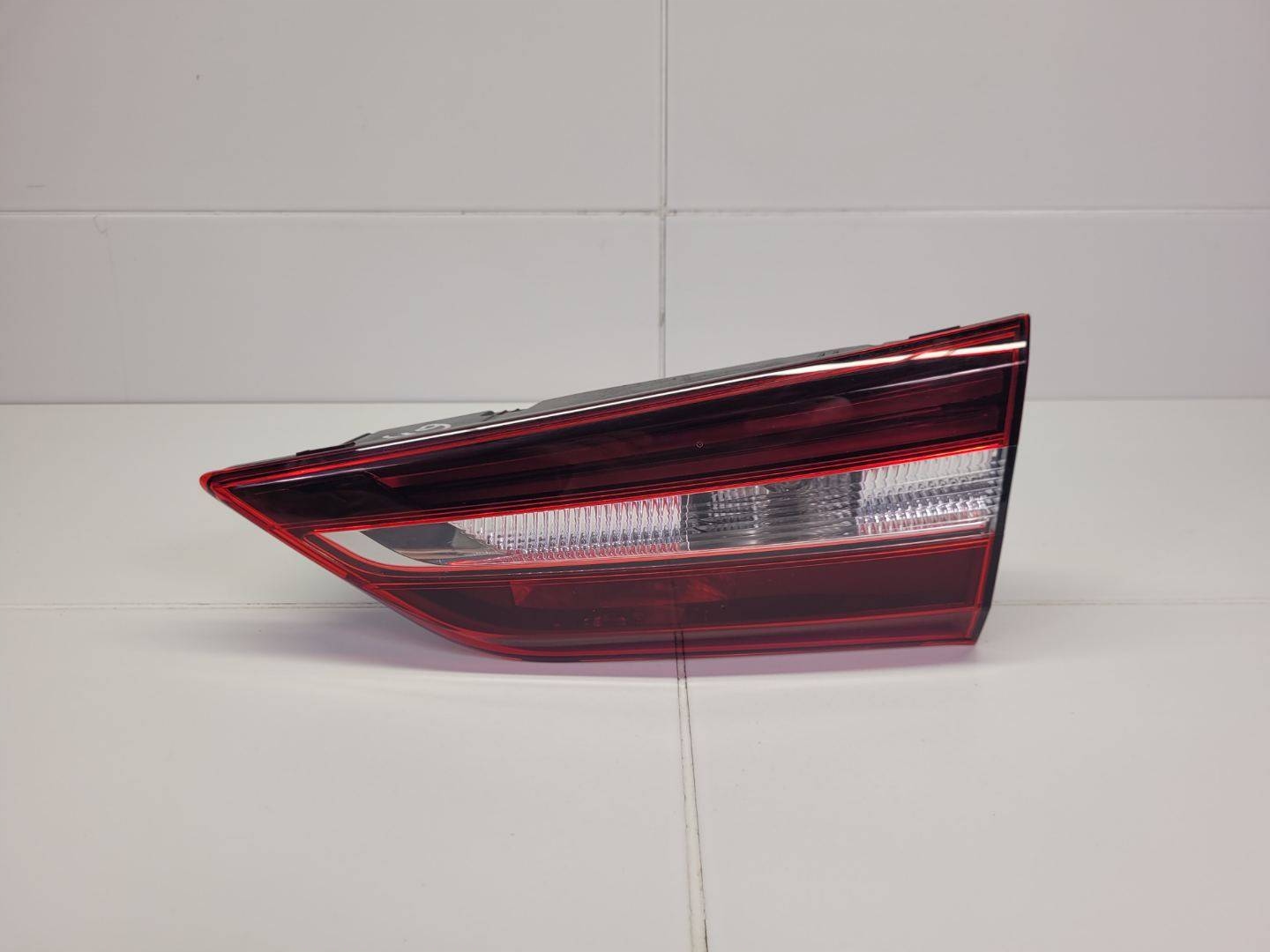 light rear right side Opel Grandland X 2019 YP00016480