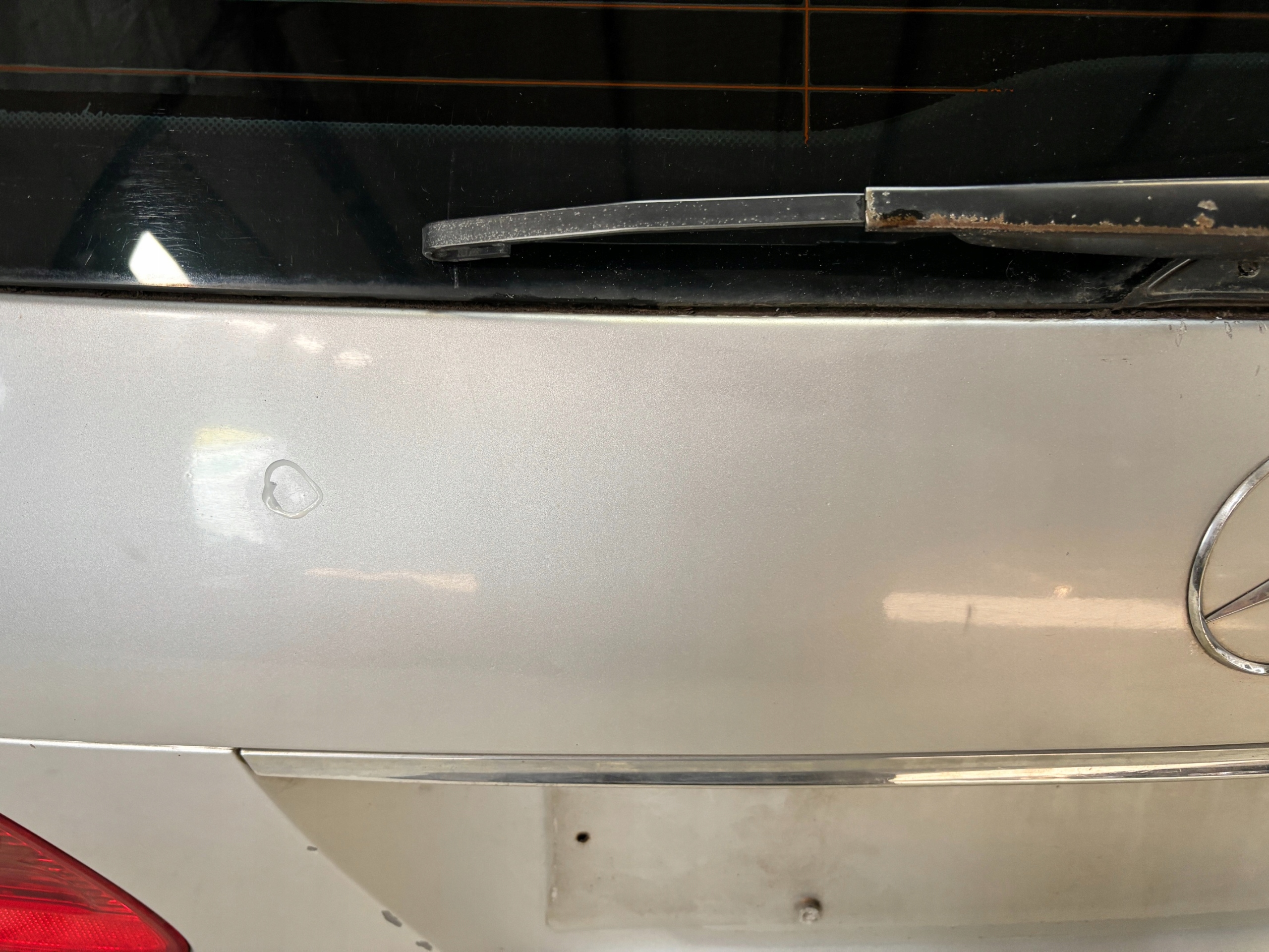 trunk door boot Mercedes W211 kombi k: 744