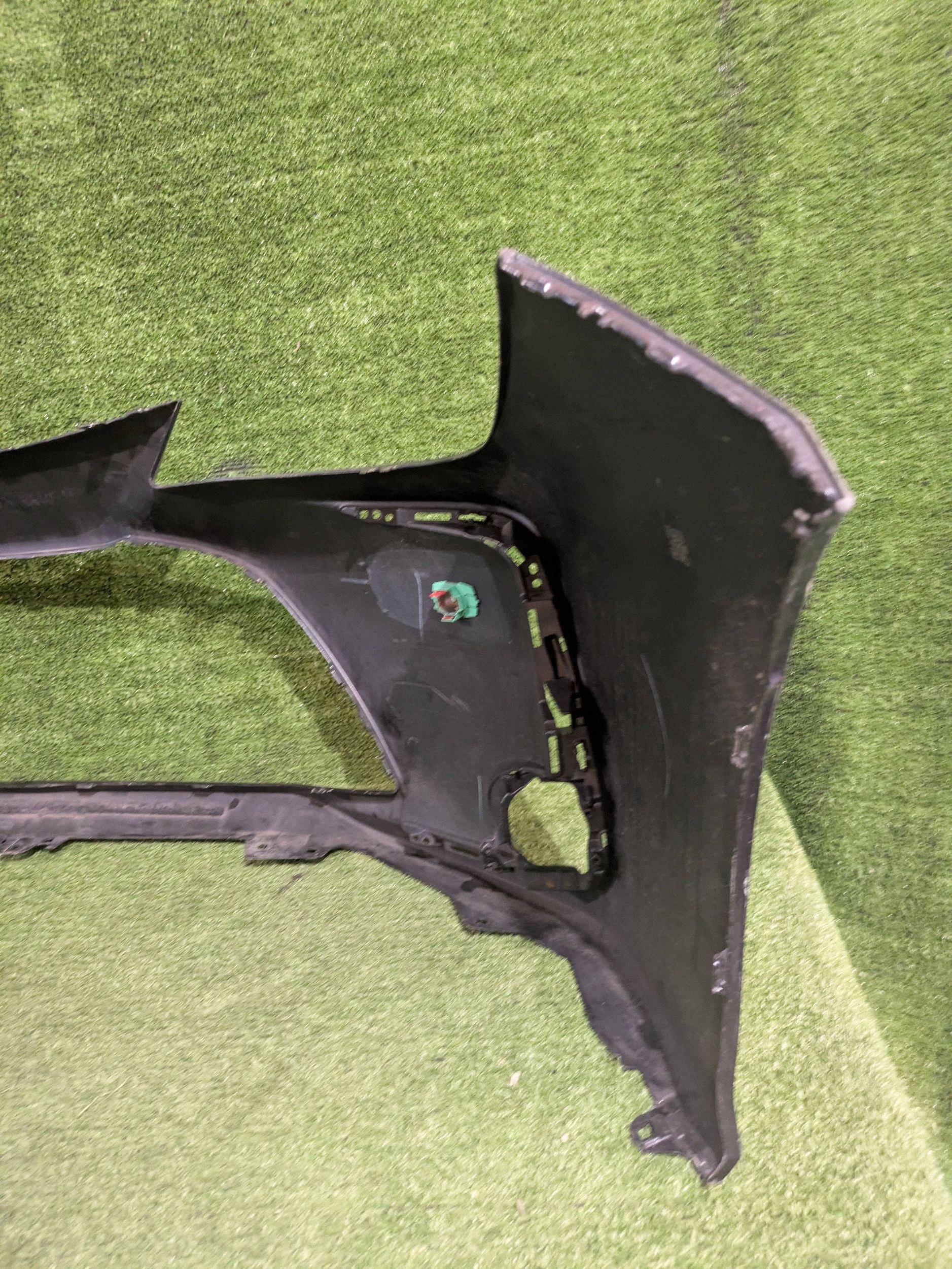 front bumper front TOYOTA COROLLA E21 sedan 18- PDC NR.Z9843