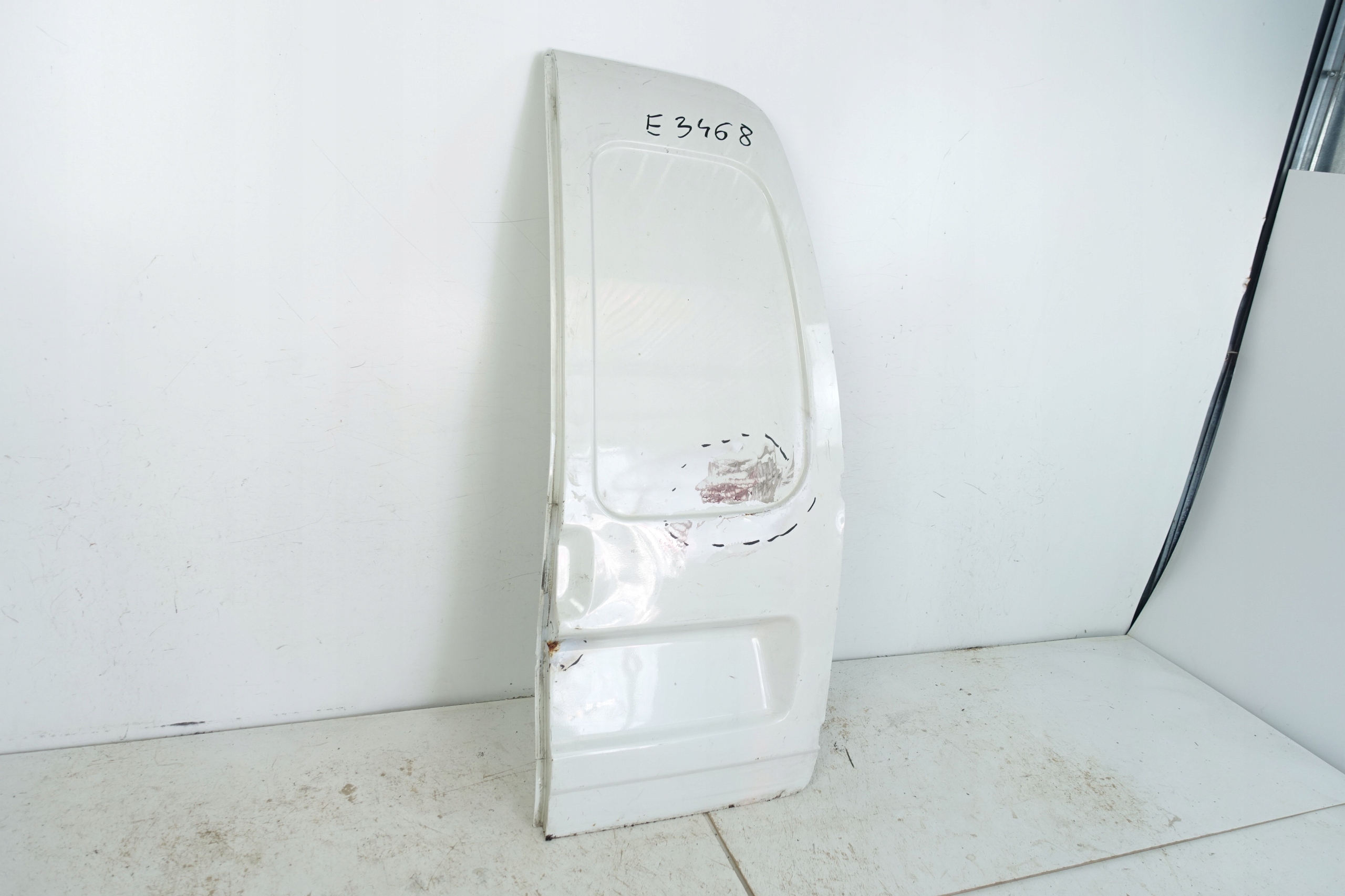 door right rear part right rear. VOLKSWAGEN CADDY II 1996-2004