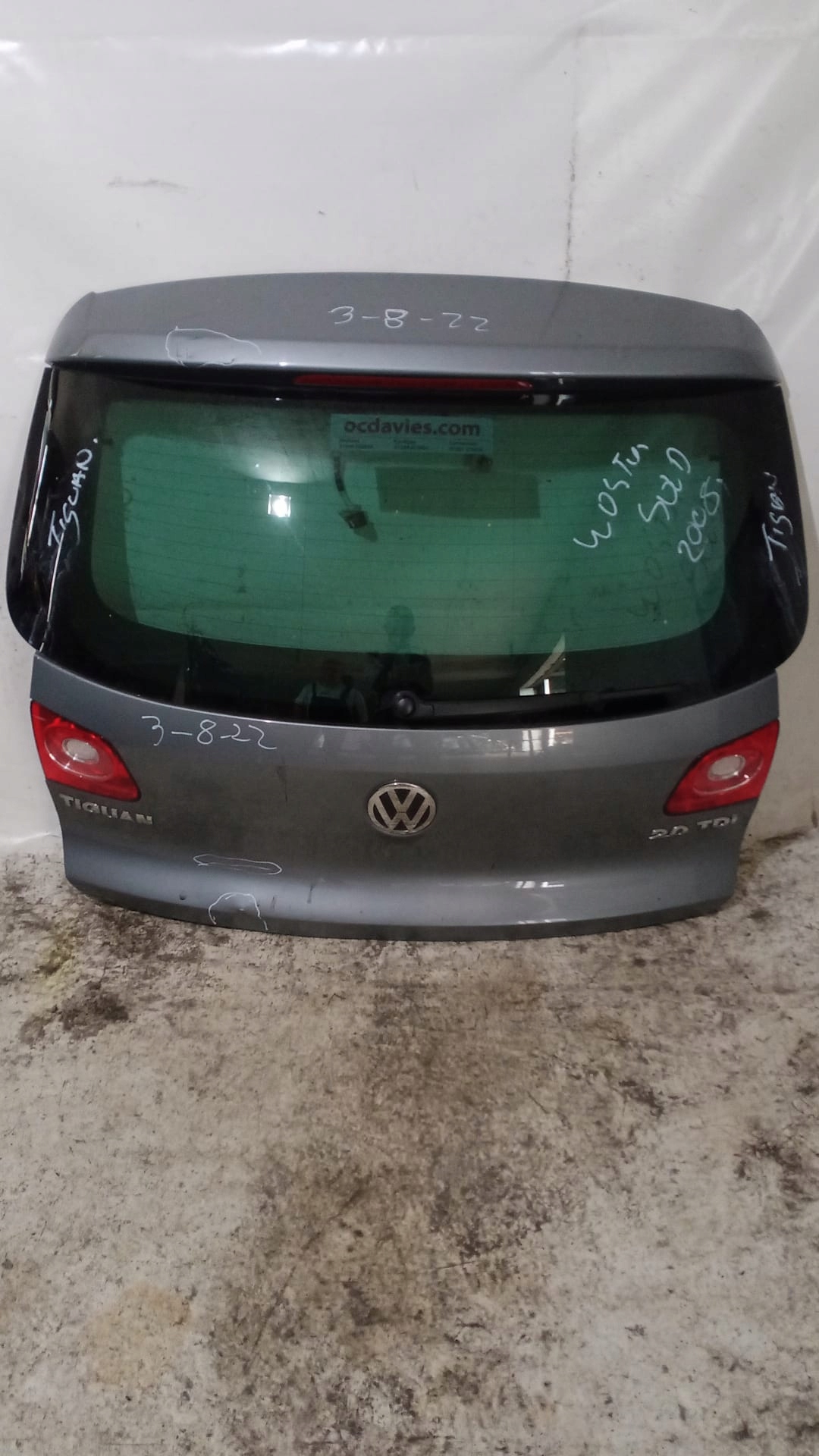 VOLKSWAGEN TIGUAN 5N0 08-15 boot door