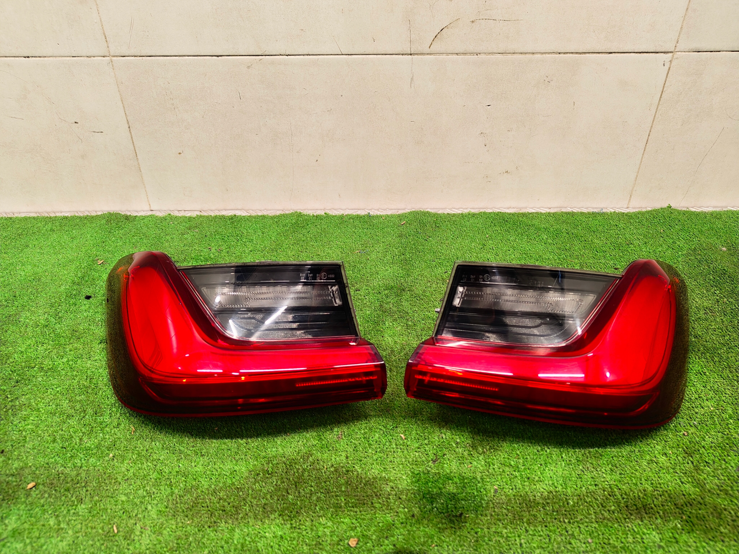 BMW 3 G21 light rear part right left EU 7442757 7442758