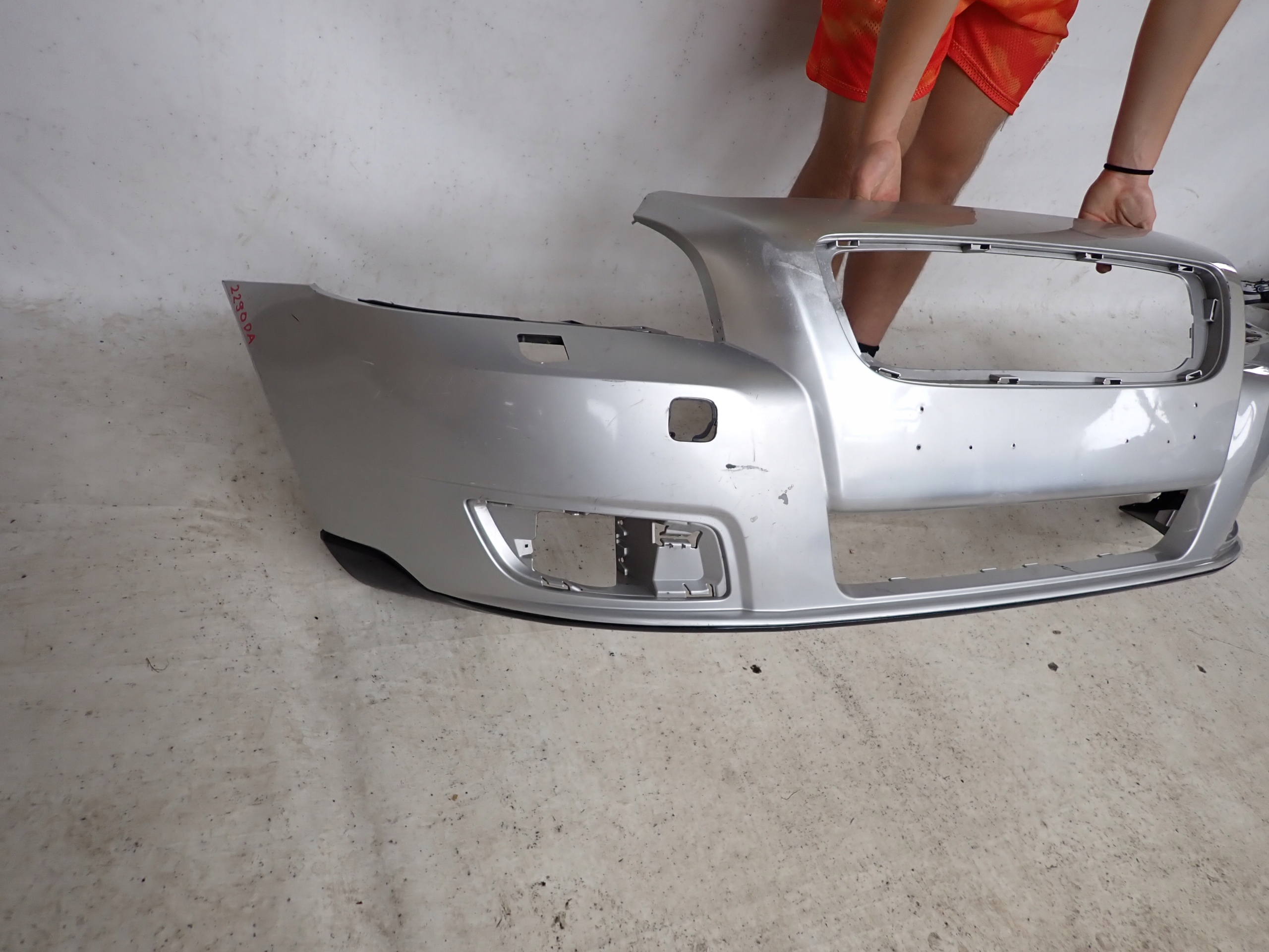 VOLVO V50 LIFT 07-12 bumper front front washer 30744976