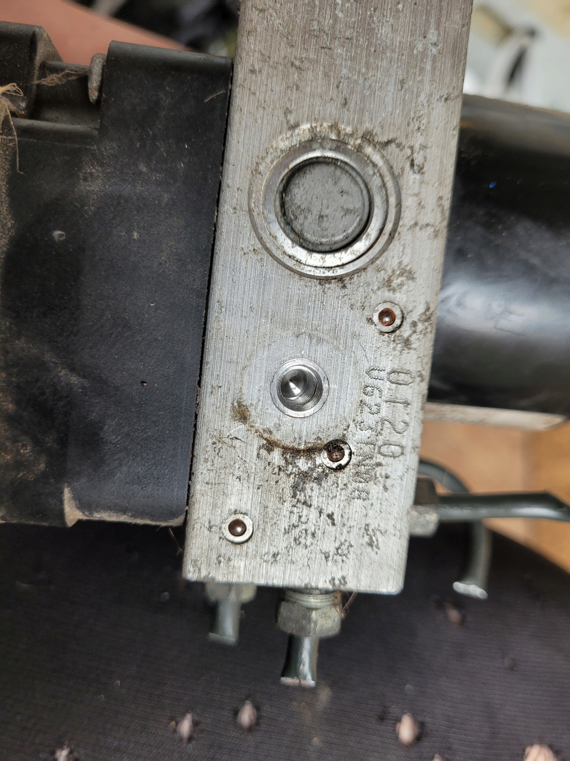 pump ABS brake SUZUKI 06.2102-1080.4