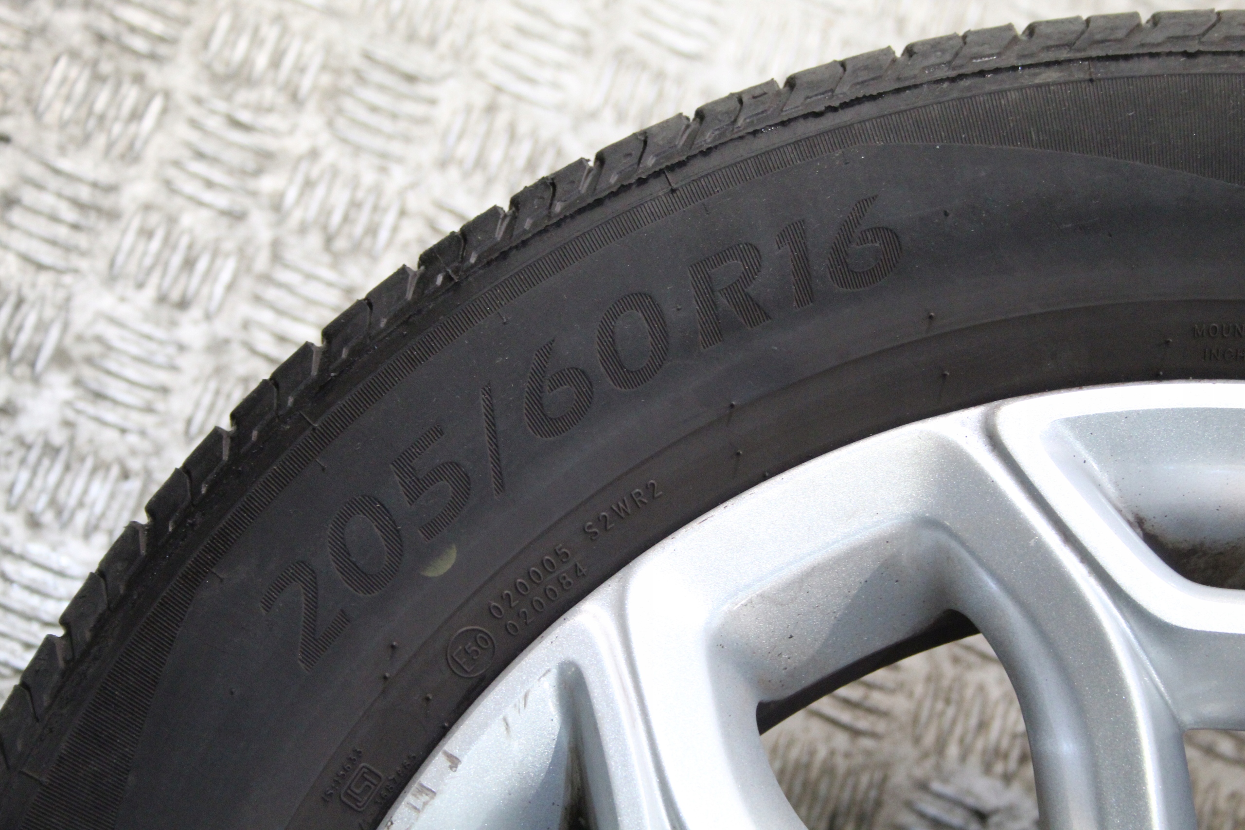 wheels discs disc 205/60 R16 FORD ECOSPORT 2 MK2