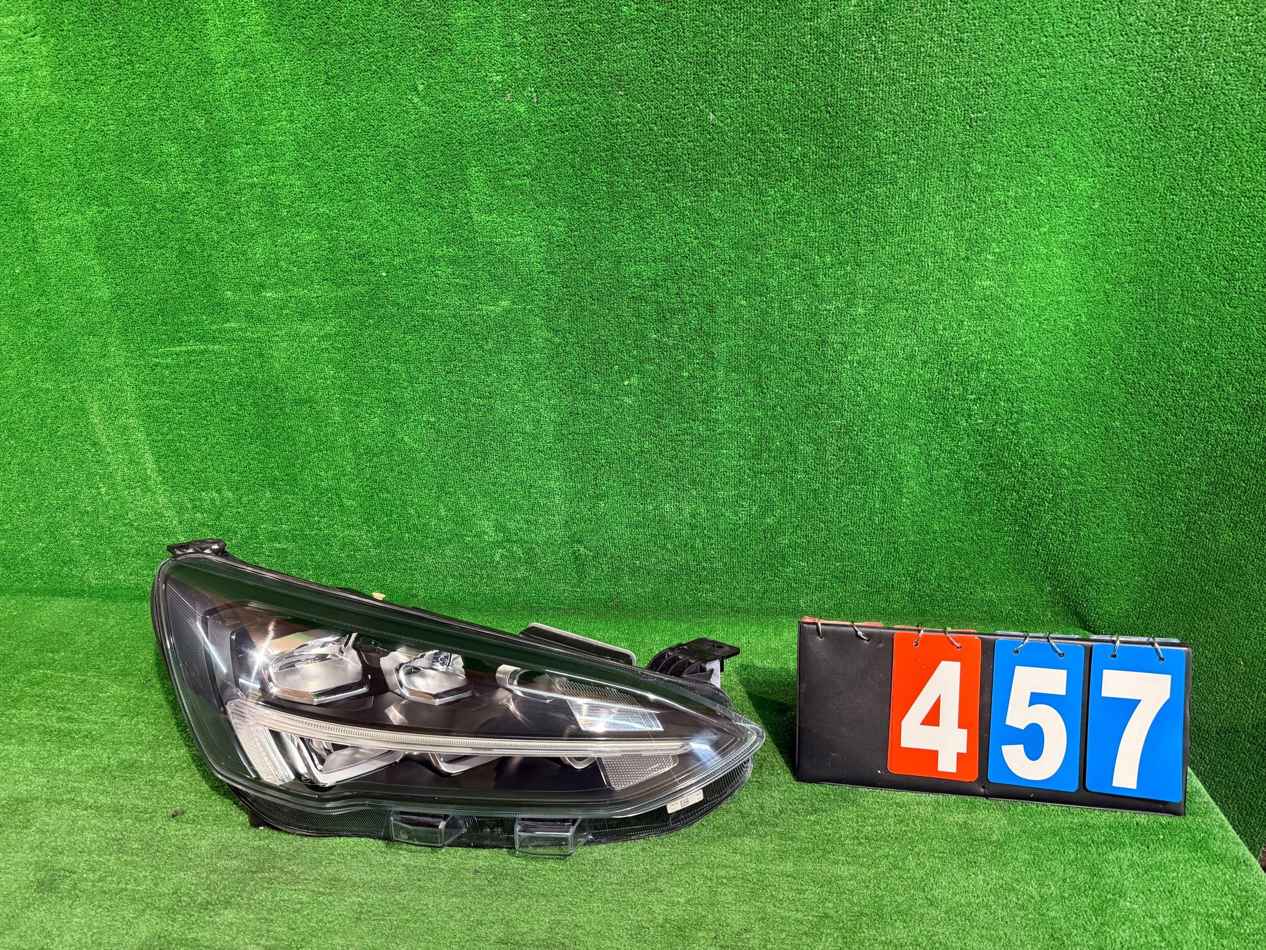 REFLEKTOR right FORD FOCUS MK4 FULL LED 18-21 nr:457