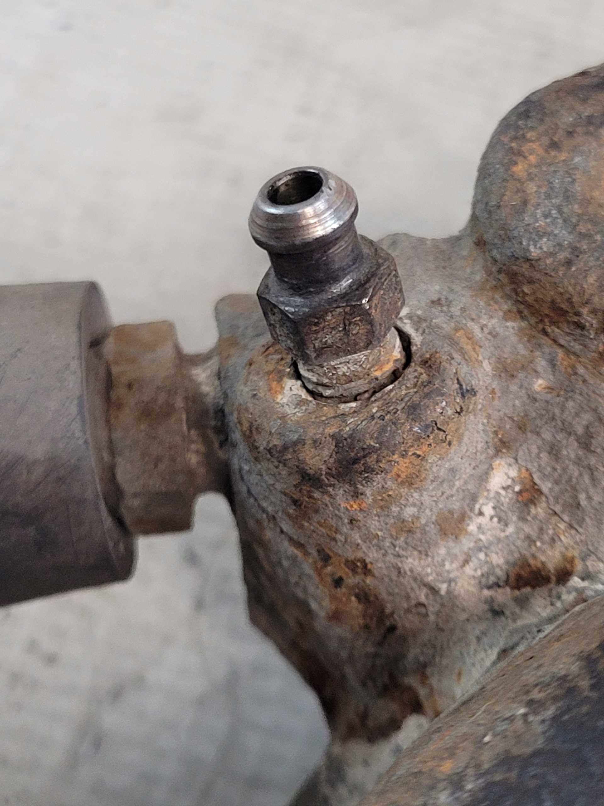 caliper brake right front PEUGEOT 307 2.0HDI 02r.