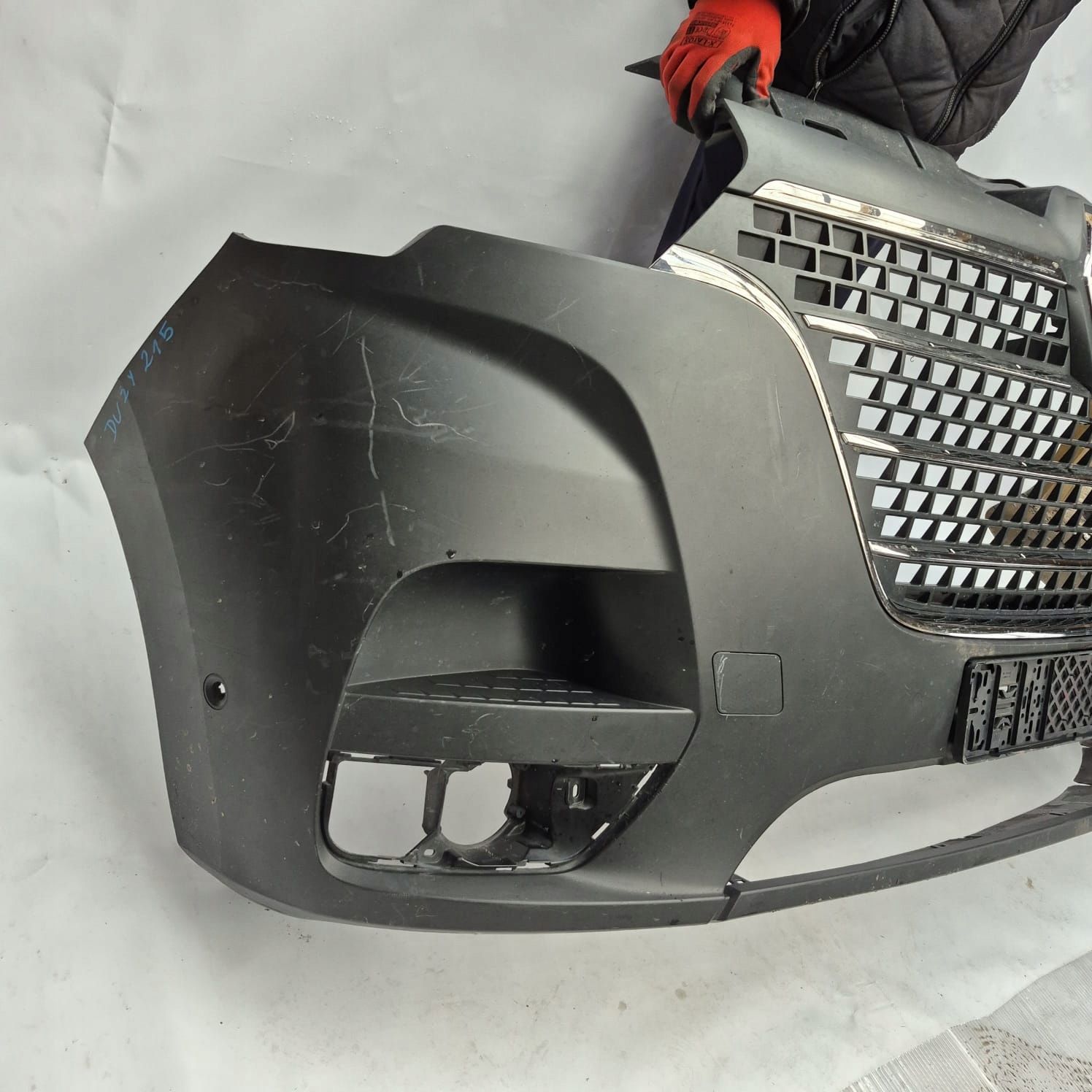 RENAULT MASTER III LIFT 19- bumper front front PDC 620228205R