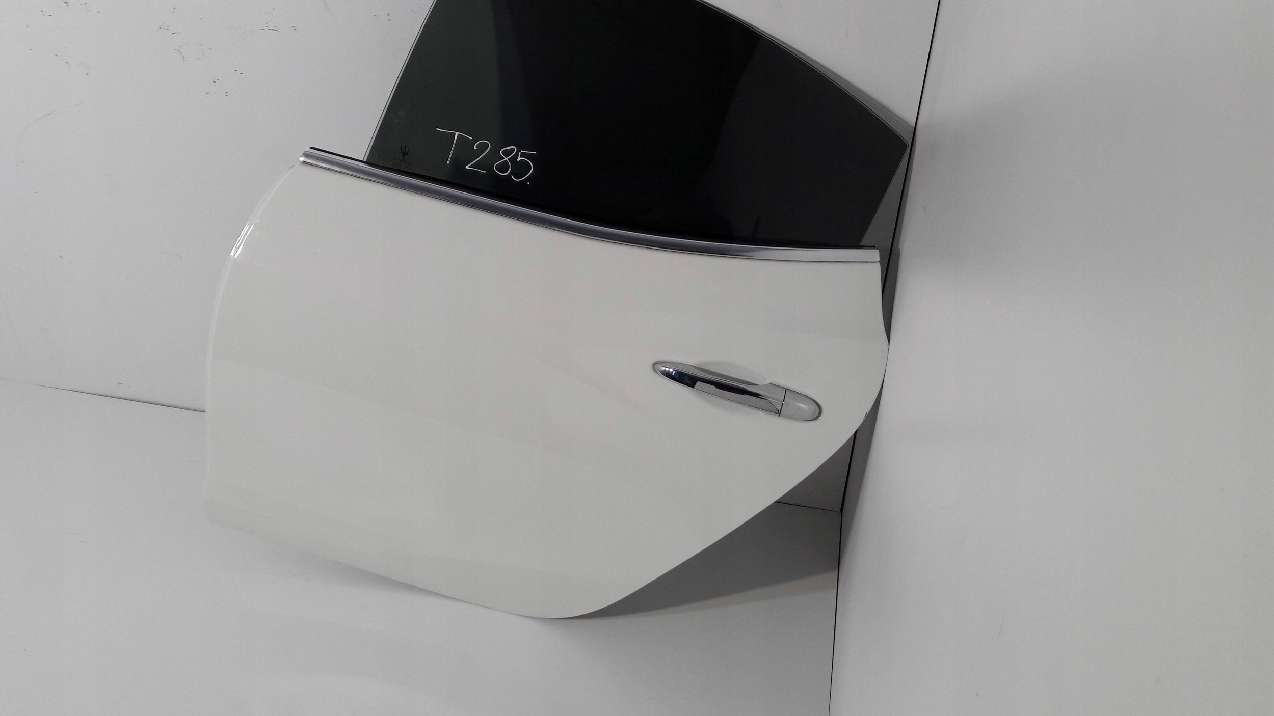 Maserati Ghibli Tür hinten