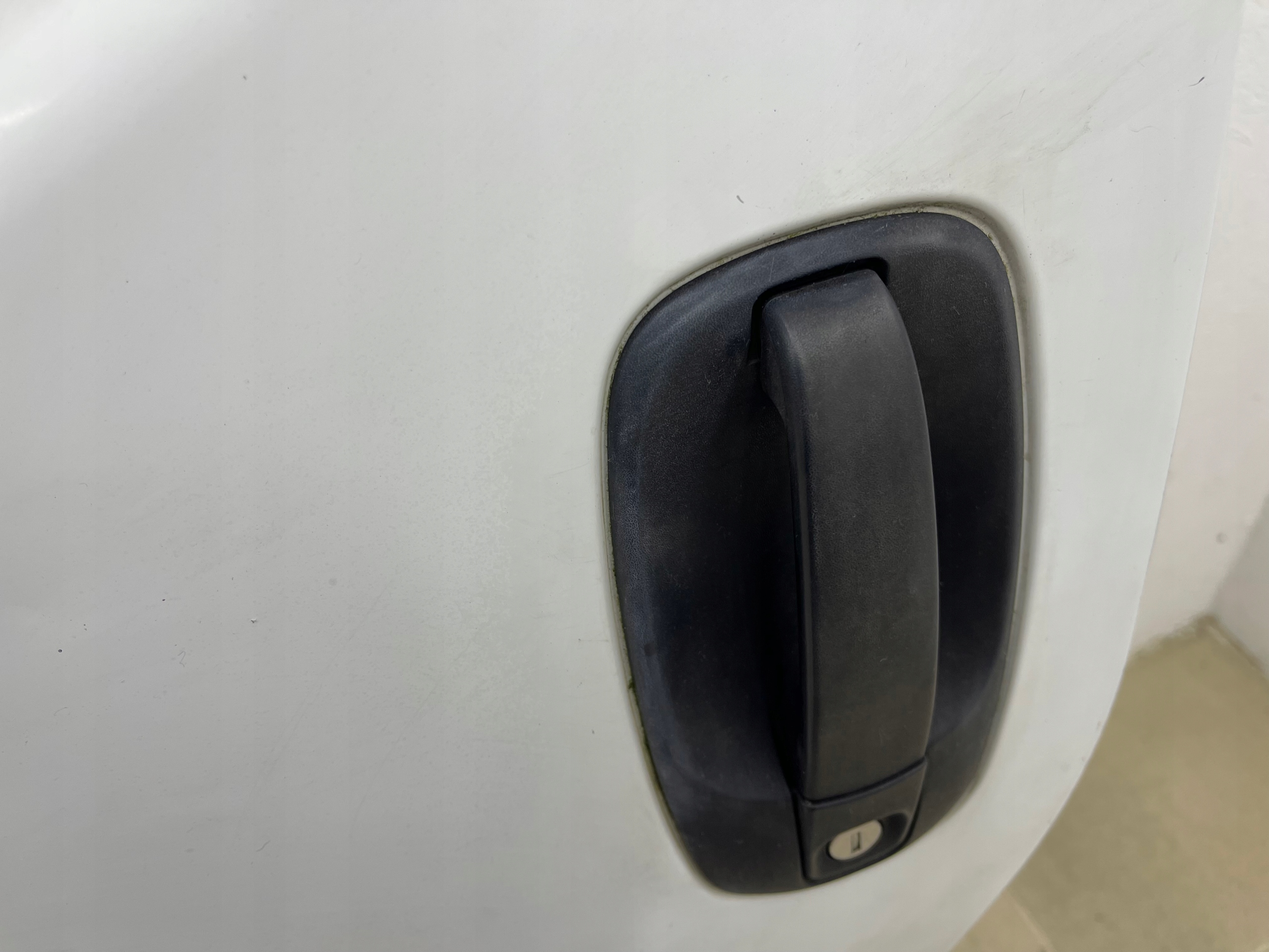 RENAULT TRAFIC II VIVARO A door front left front BIALE ORYG LAKIER KOM
