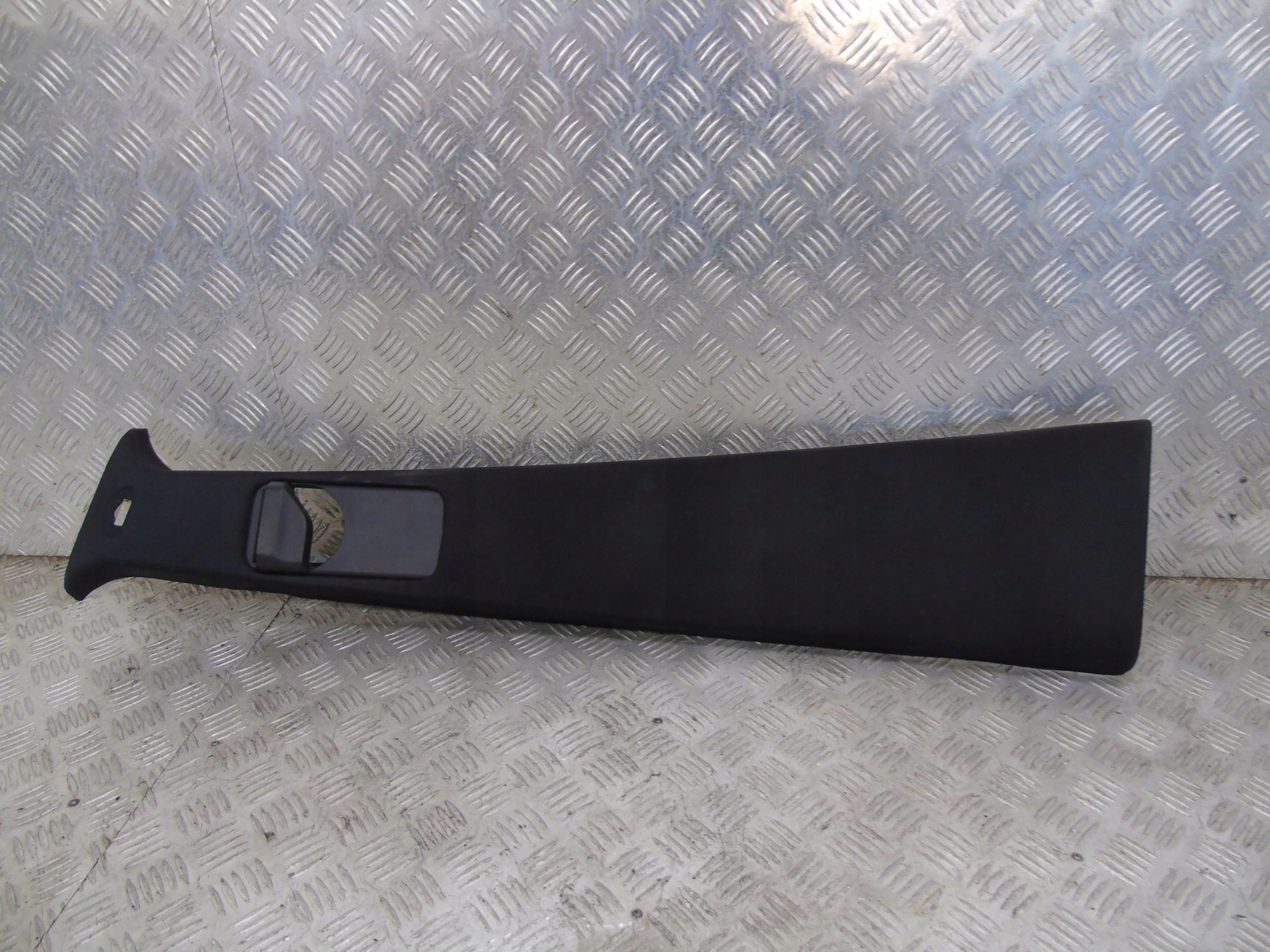 MERCEDES ML W164 X164 OSŁONA SŁUPKA LEWA ŚRODKOWA