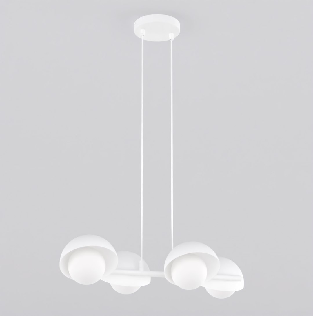 Závěsná lampa Boom 4 v bílé barvě – minimalistický skandinávský design