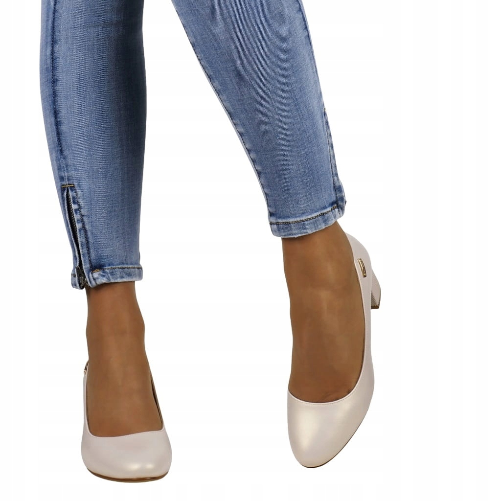 DAMSKIE CZÓŁENKA BUTY NA SŁUPKU BEŻOWE PERŁOWE OZDOBNY OBCAS Wzór dominujący bez wzoru