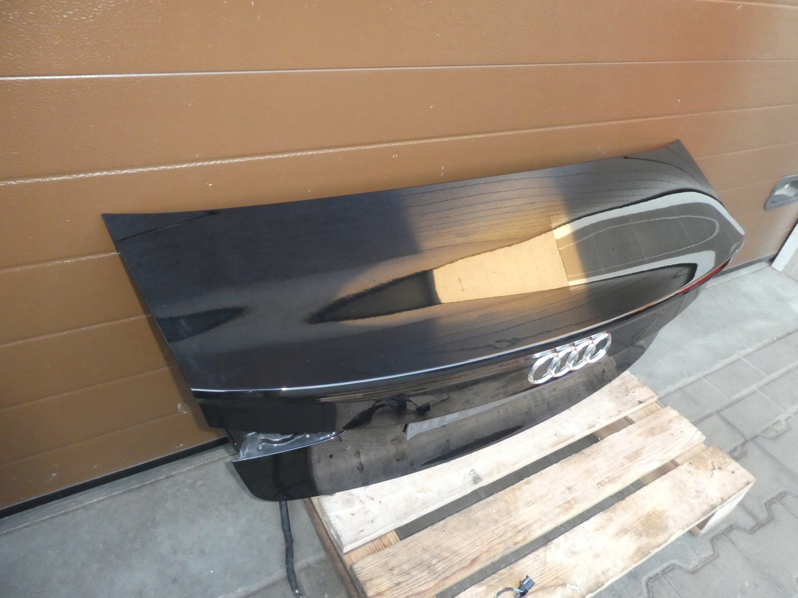AUDI A3 8V CABRIO trunk door boot rear part black