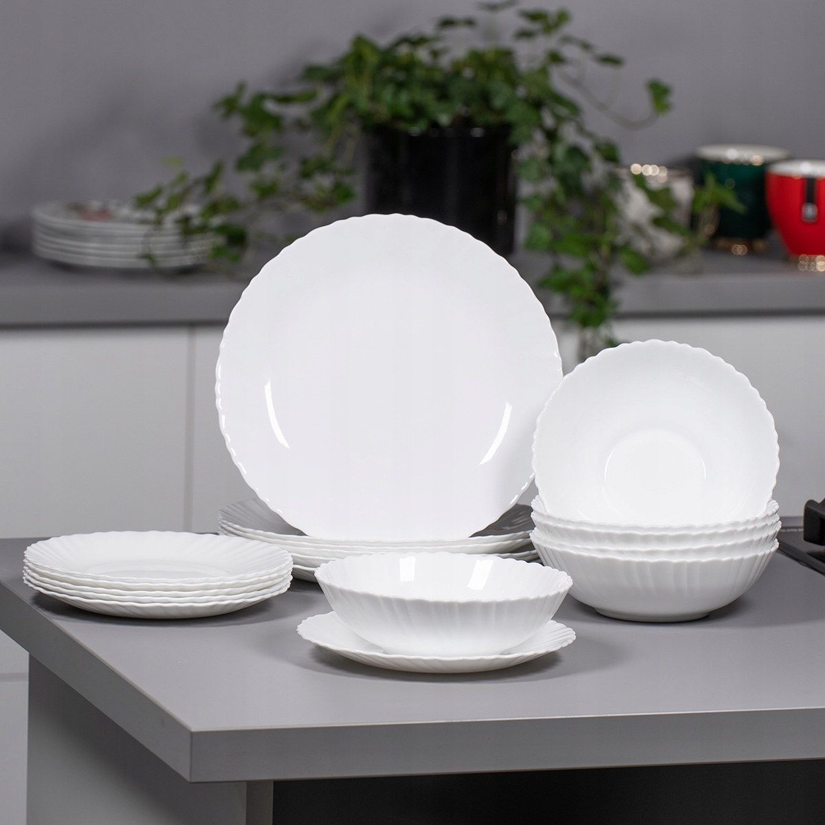 SERWIS OBIADOWY KOMPLET TALERZY ZESTAW OBIADOWY ZASTAWA NA 6 OSÓB