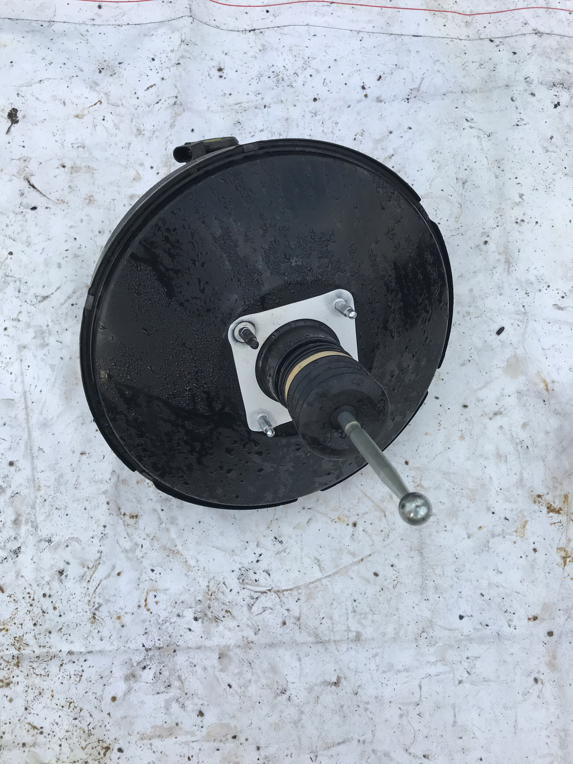 Servo Frein VW CADDY III 2K5614105