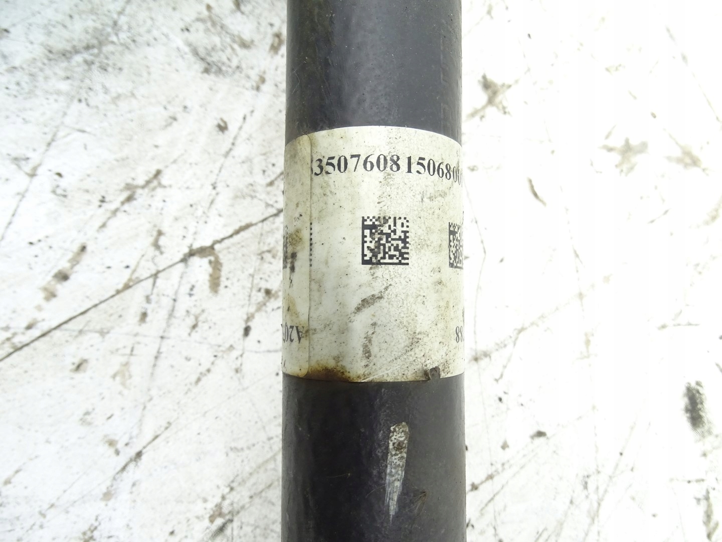 semi-axis left rear part left rear MERCEDES C W205 2.2 CDI A2053507608