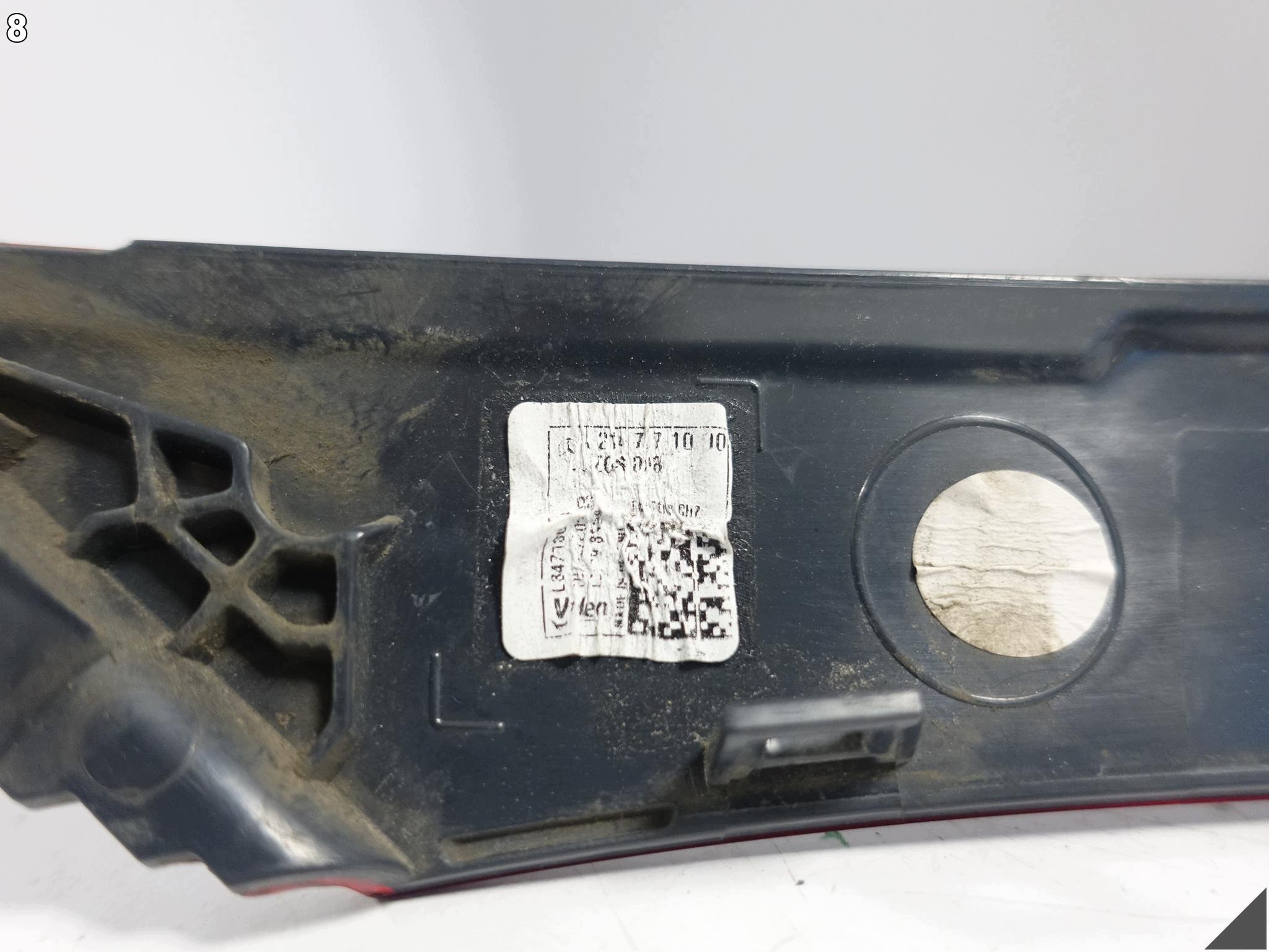 MERCEDES E-class W214 sedan S214 T-MODELL 23- ODBLASK cap boot door