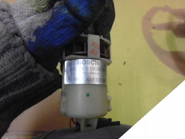 AUDI A4 98r SILNICZEK KLIMATYZACJI 4A0820545