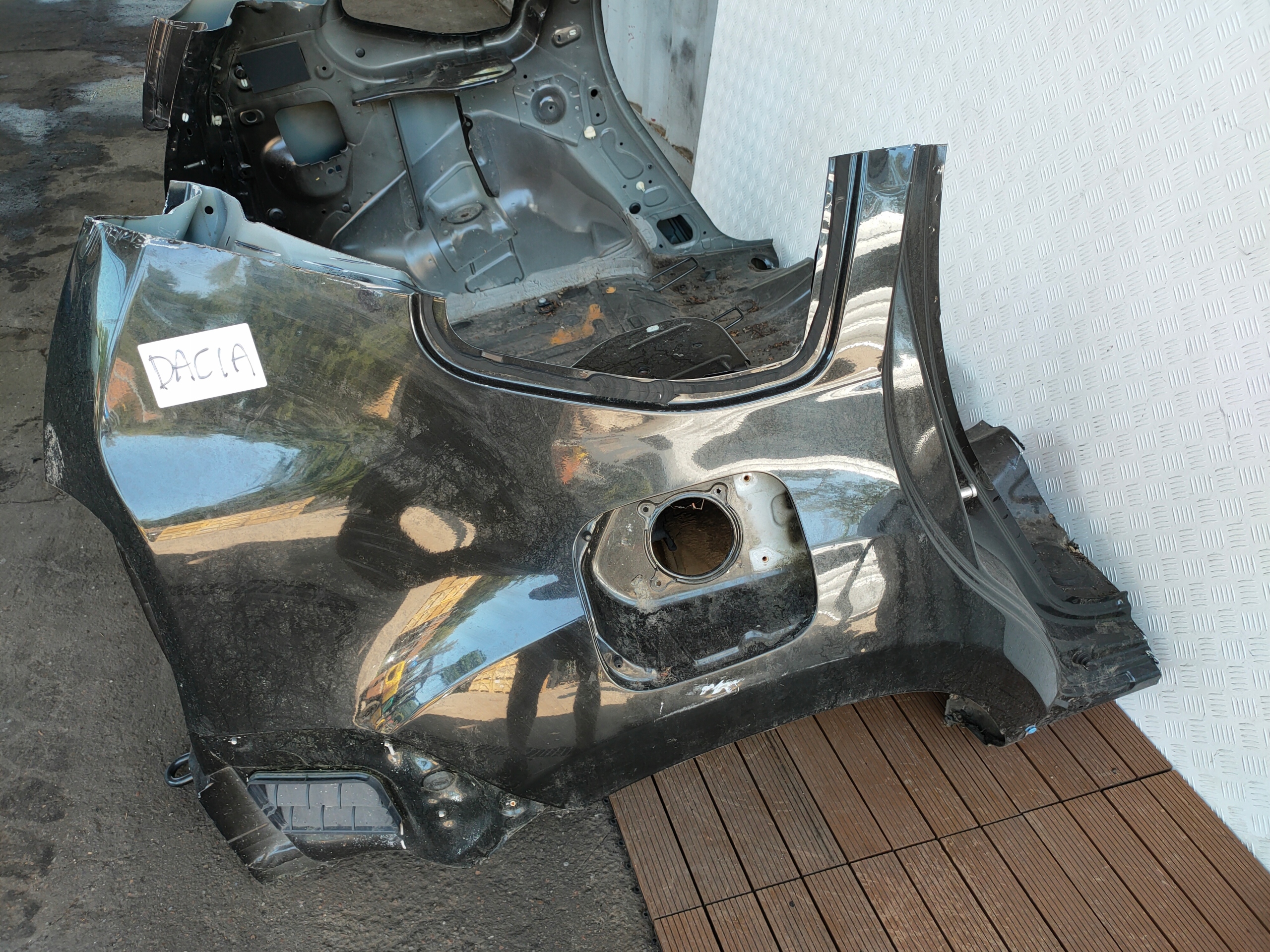 DACIA DUSTER and 10-18 rear panel sump floor fender right left rear part OE