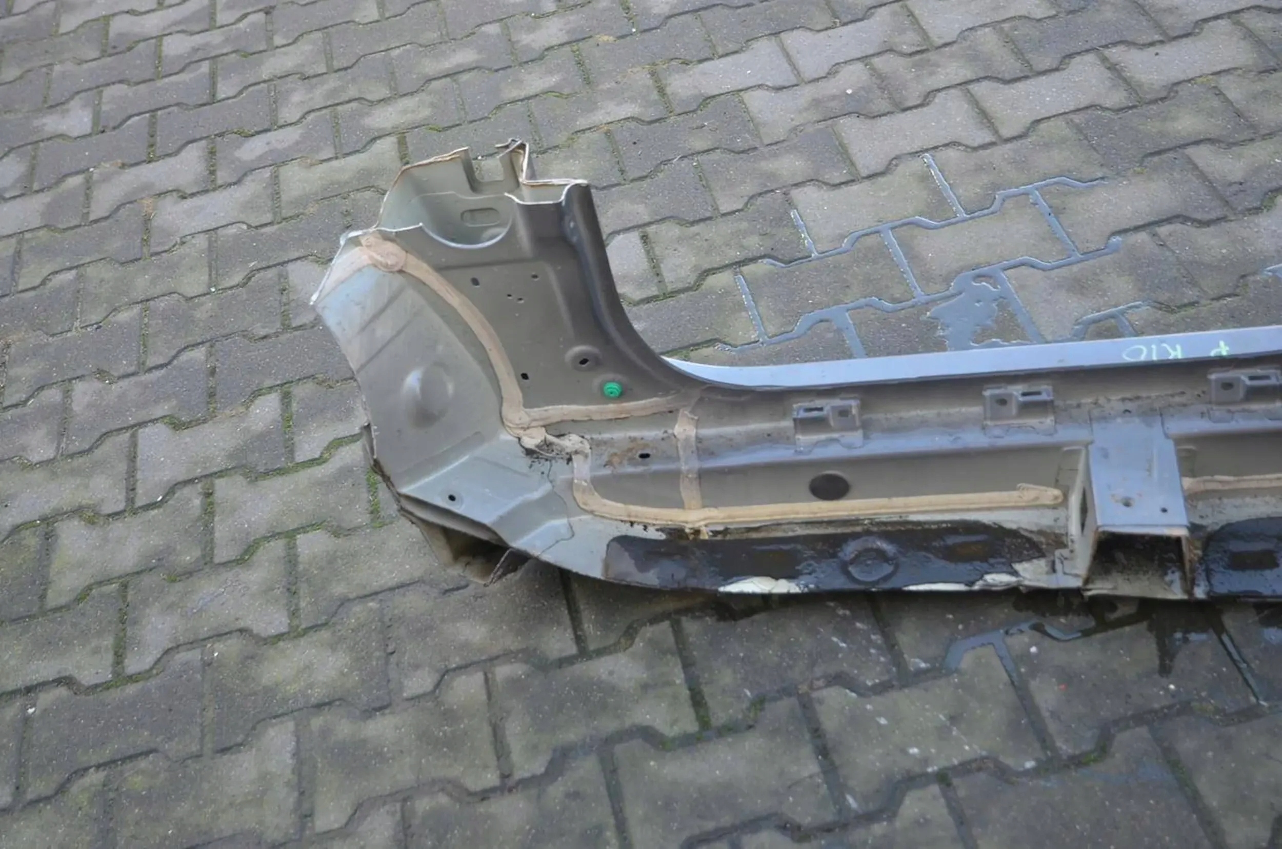 KIA Rio 2022 right threshold pillar GT-Line