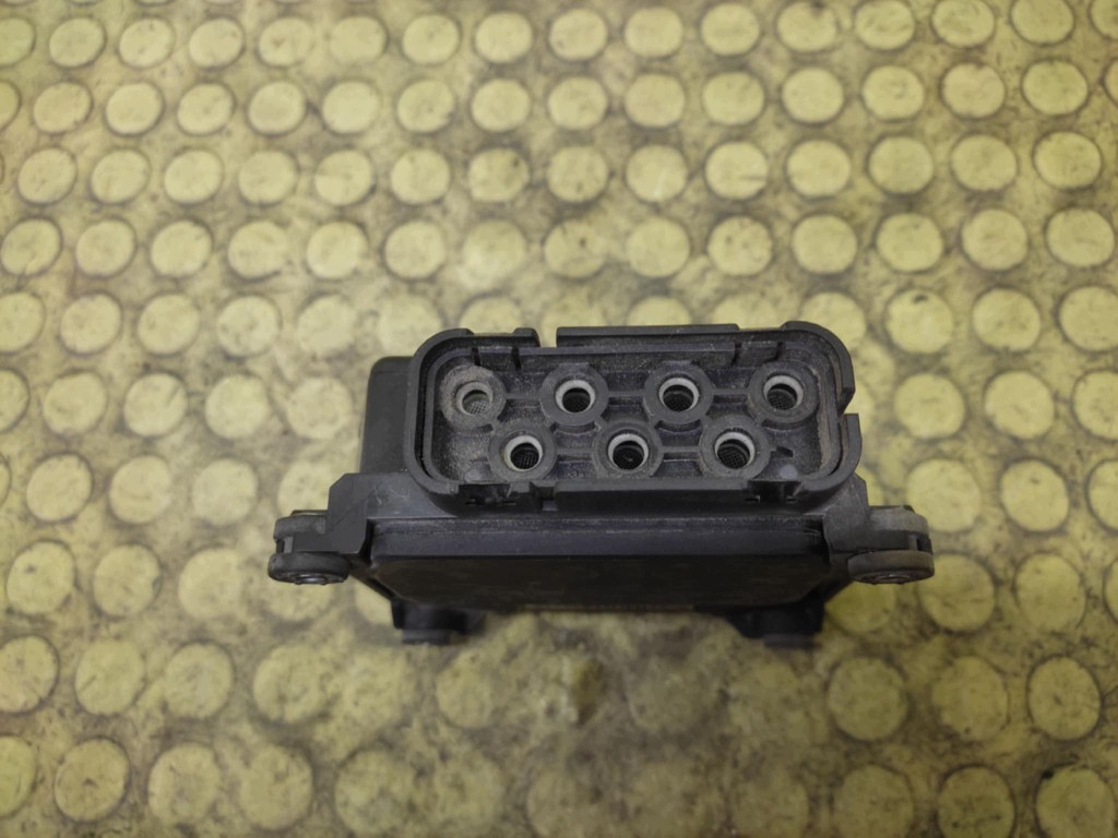 SKODA SUPERB 1.9 D sensor magnetisch unterdruck 6Q0906625