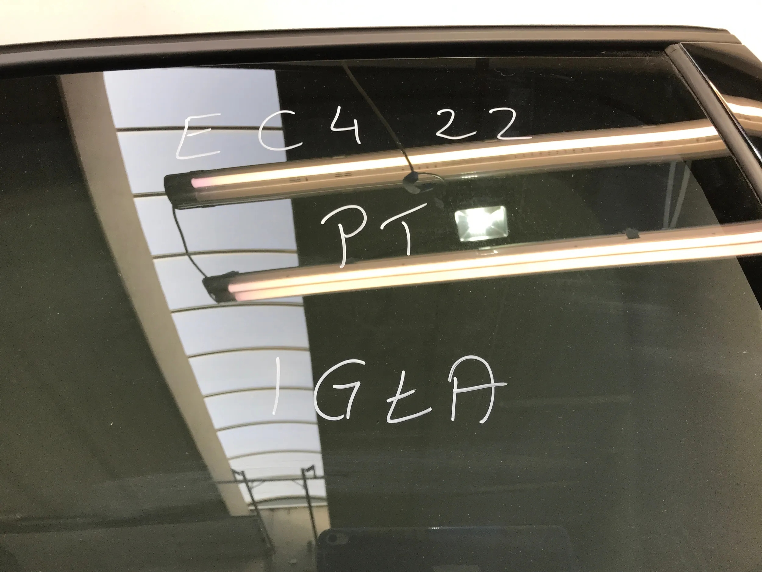 CITROEN e-C4 C4 III DRZWI PRAWY TYŁ W KOLOR EVLC Typ samochodu 4x4/SUV