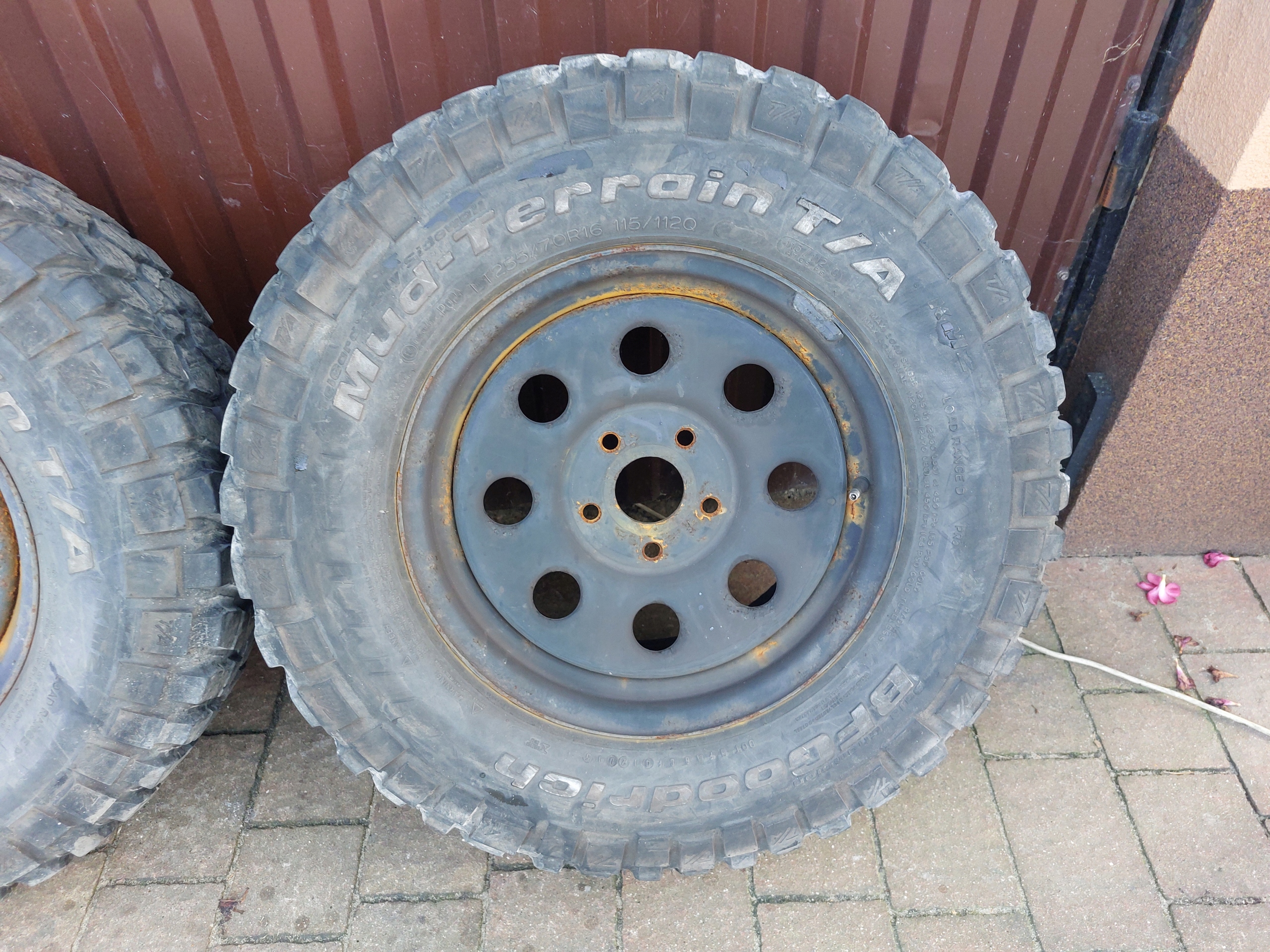 discs metal tyres TERENOWE TRANSPORTER T6 16 CALI 255/70