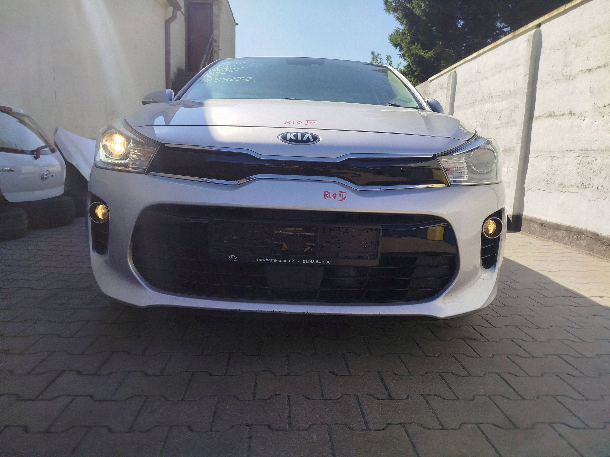 KIA RIO IV bonnet front 2017