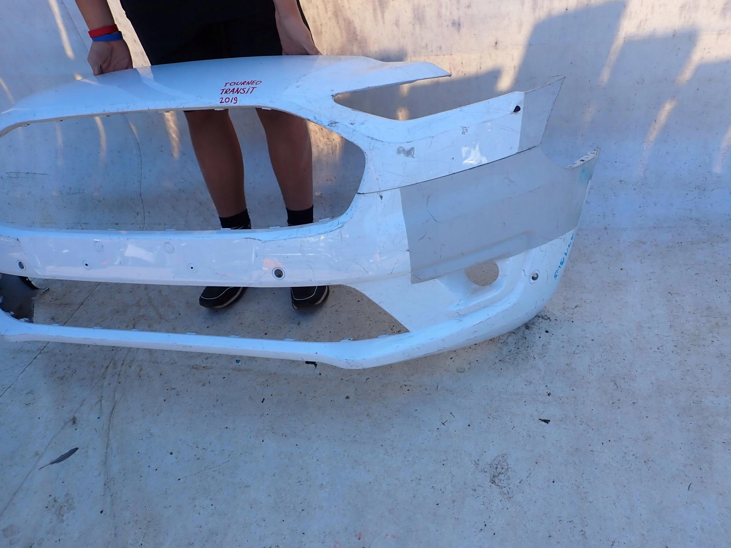 FORD TRANSIT CONNECT II LIFT 17- bumper front PDC