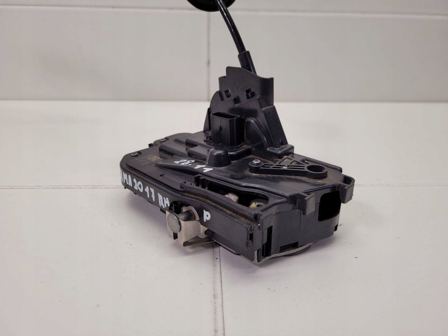 lock door front right side Ford Puma 2 2021 H1BA-A21812-ME