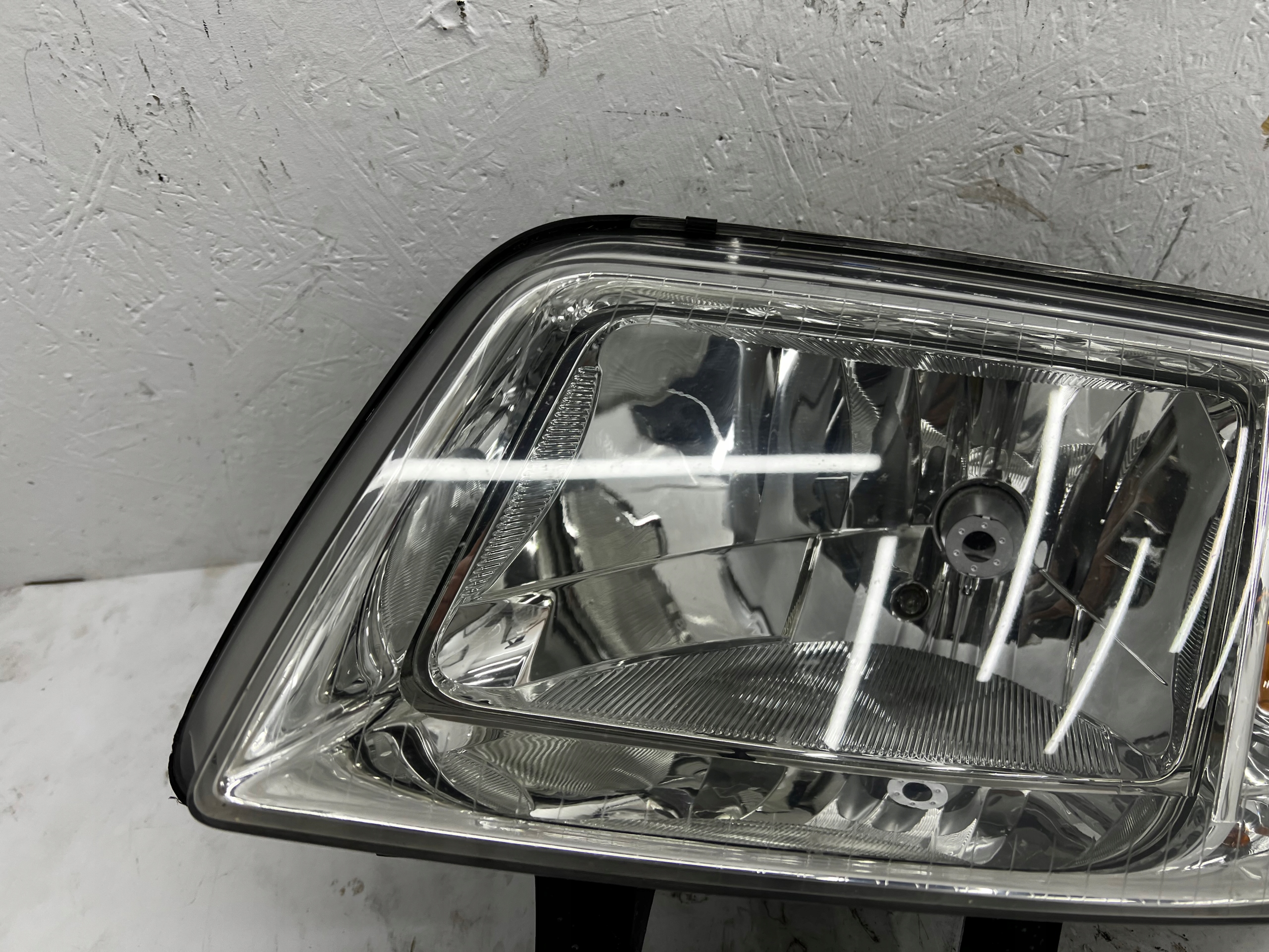 light front left VW TRANSPORTER T5 7H1941015S EUROPA