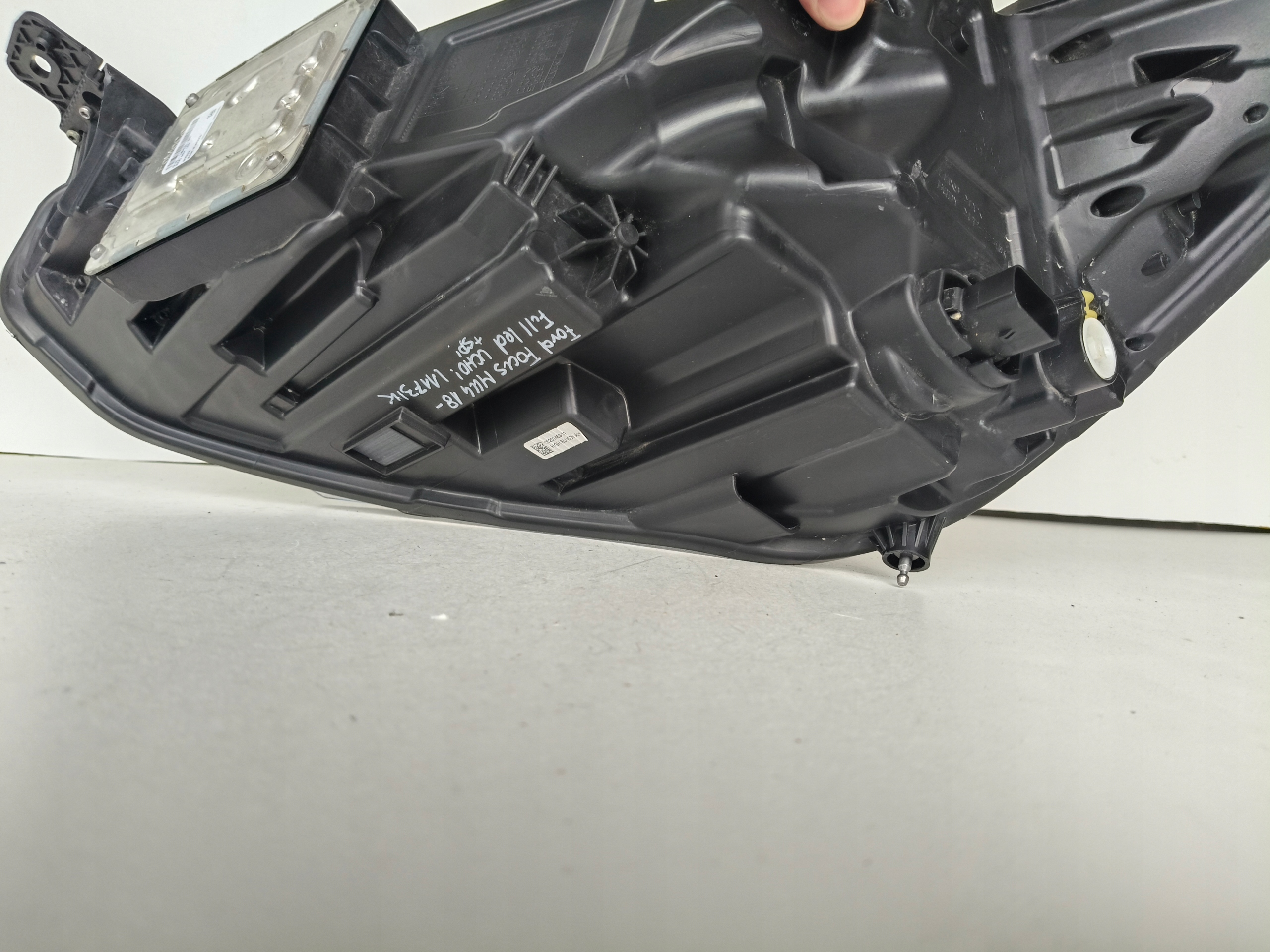 light right REFLEKTOR FORD FOCUS MK4 18- FULL LED
