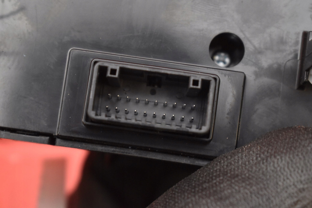 PANEL button electric brake 93700-GI000 HYUNDAI IONIQ 5 V 21