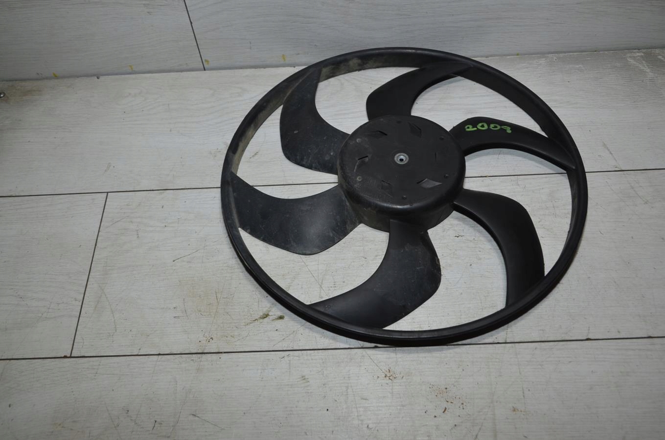 ventilátor chladiče 1.6 HDI Peugeot 2008 13r