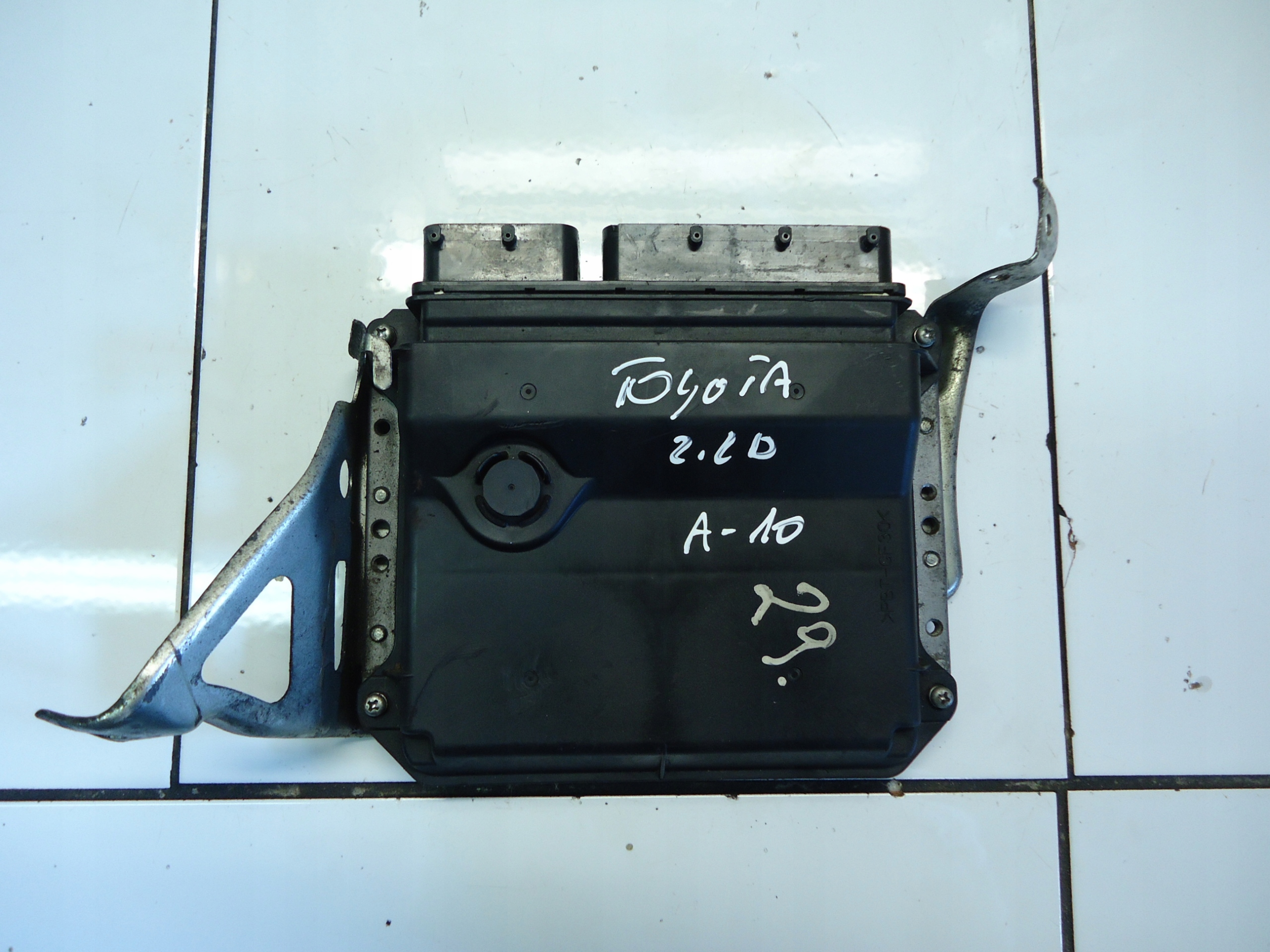 TOYOTA AVENSIS T27 2.2 D-CAT computer 89661-05D11