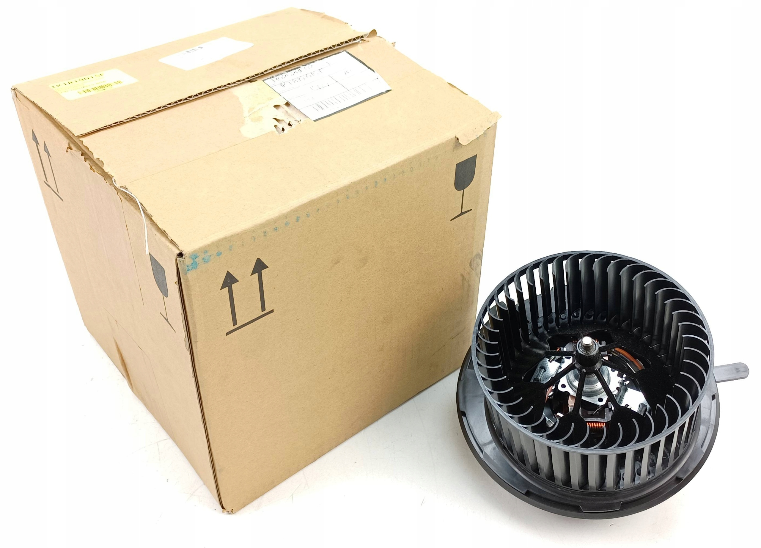 1K1819015F, 1K1819015E, - ОРИГИНАЛЬНЫЙ ВЕНТИЛЯТОР ОТОПИТЕЛЯ VW TIGUAN II 5NA