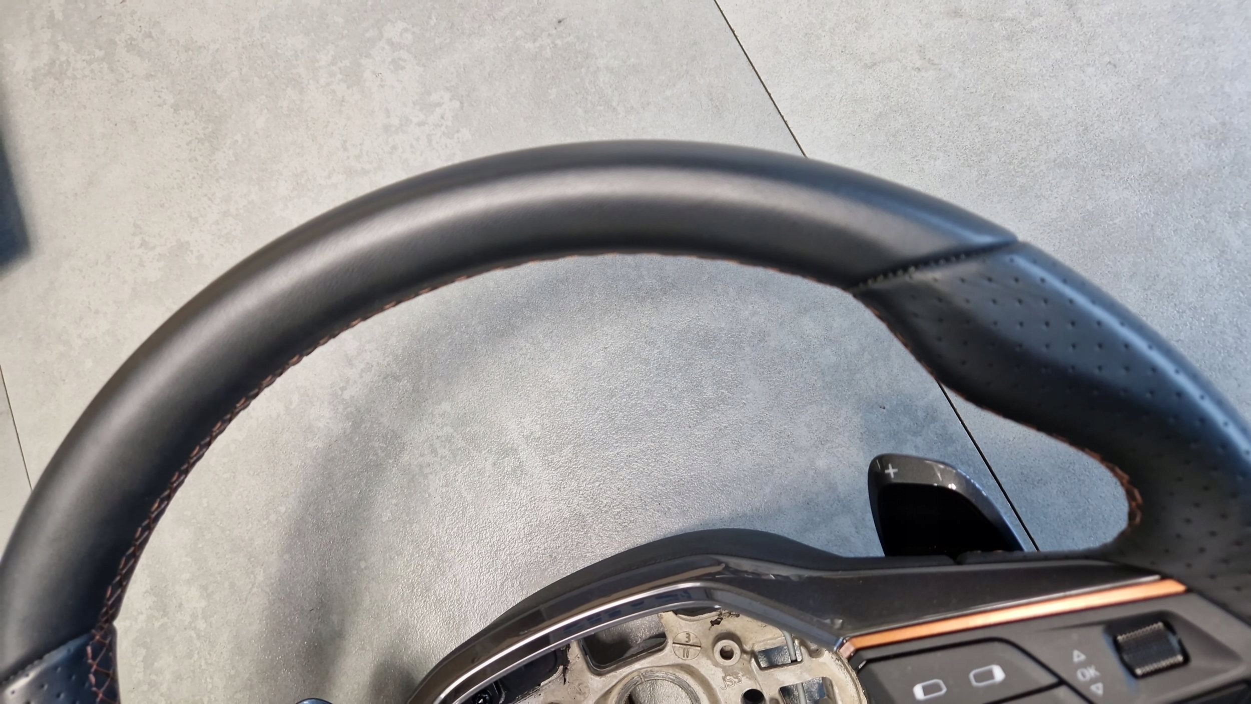 Cupra Ateca steering wheel, leather multi grzana with shifting 5FA419091DP