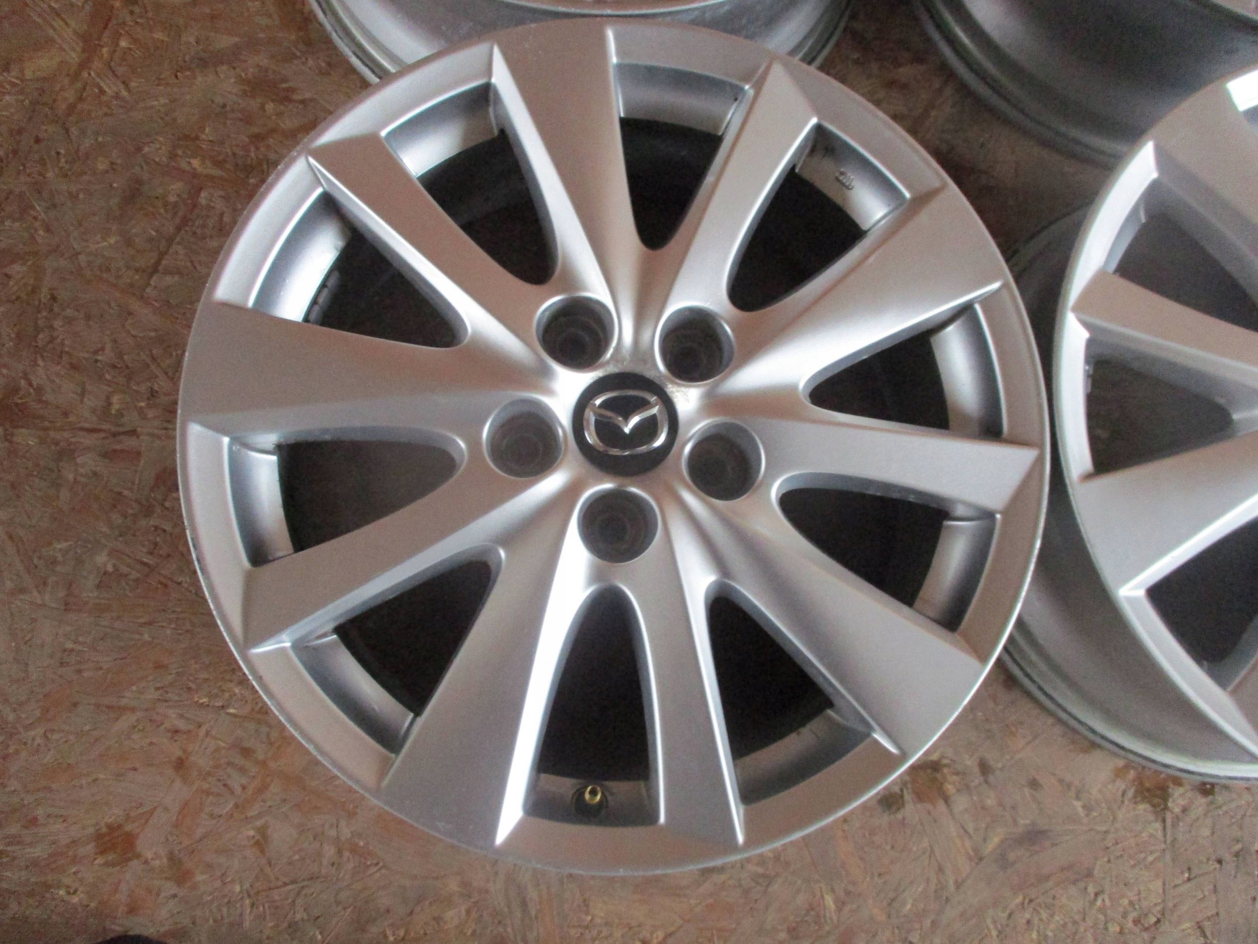 CERCHI di alluminio MAZDA CX5 e 7Jx17 ET50 5x114,3